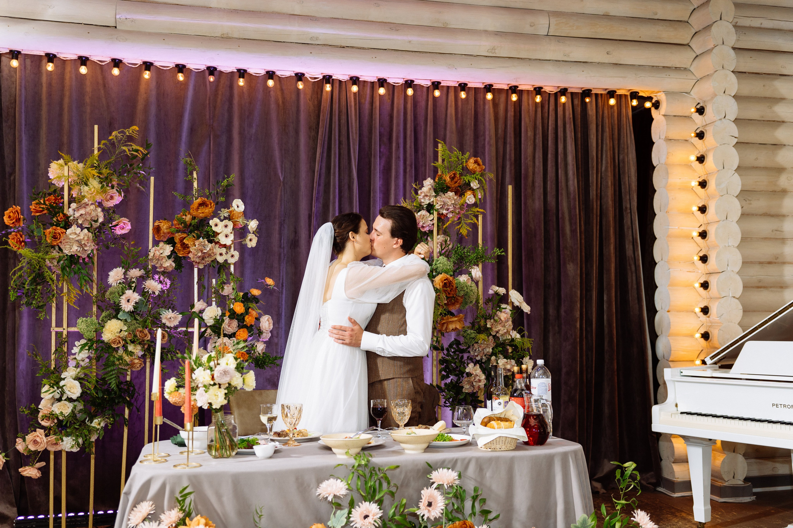 Свадьба Олега и Виктории в клубе «Ближняя дача»