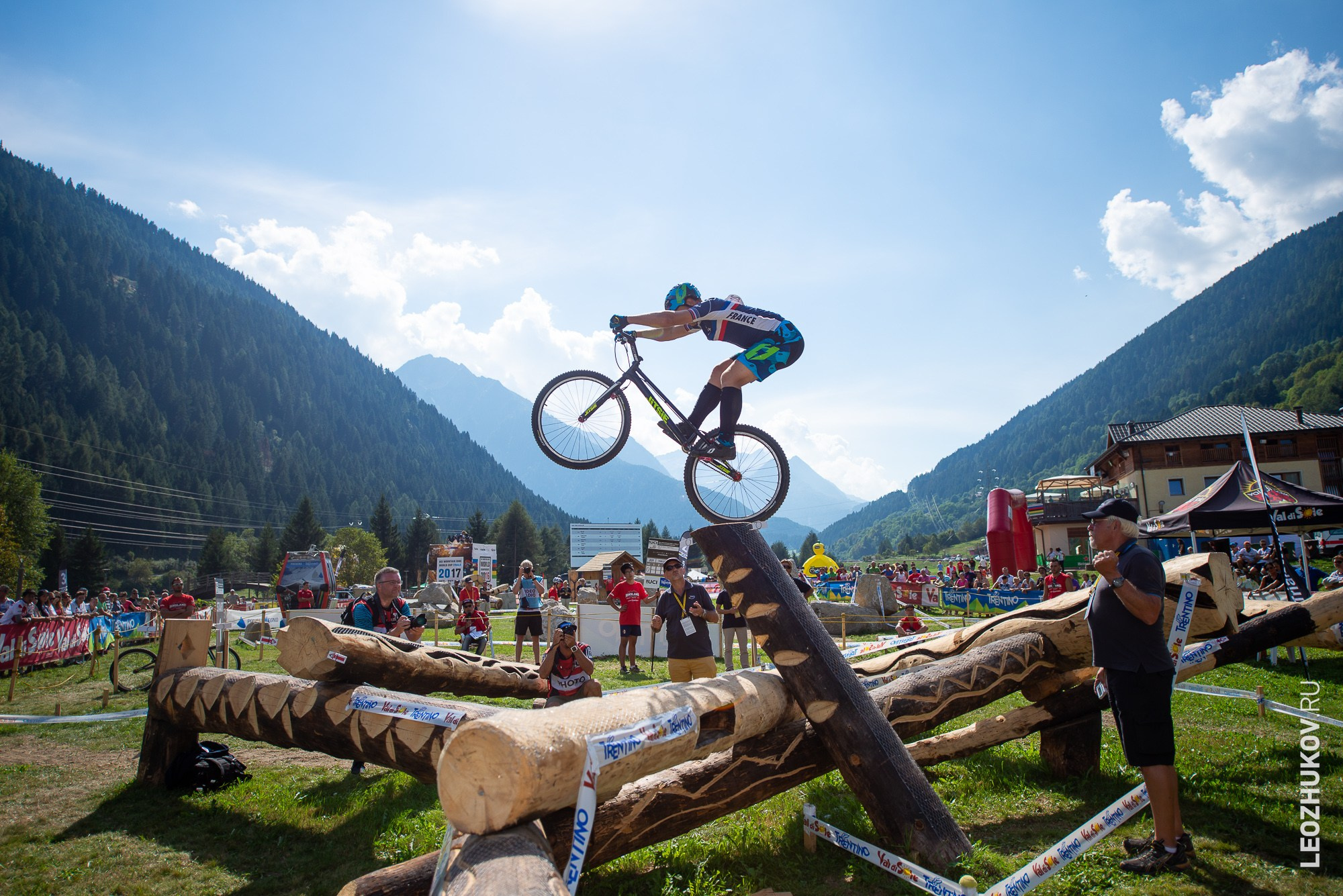 UCI Trials World Championships 2016 — finals. Sports photographer Leonid Zhukov