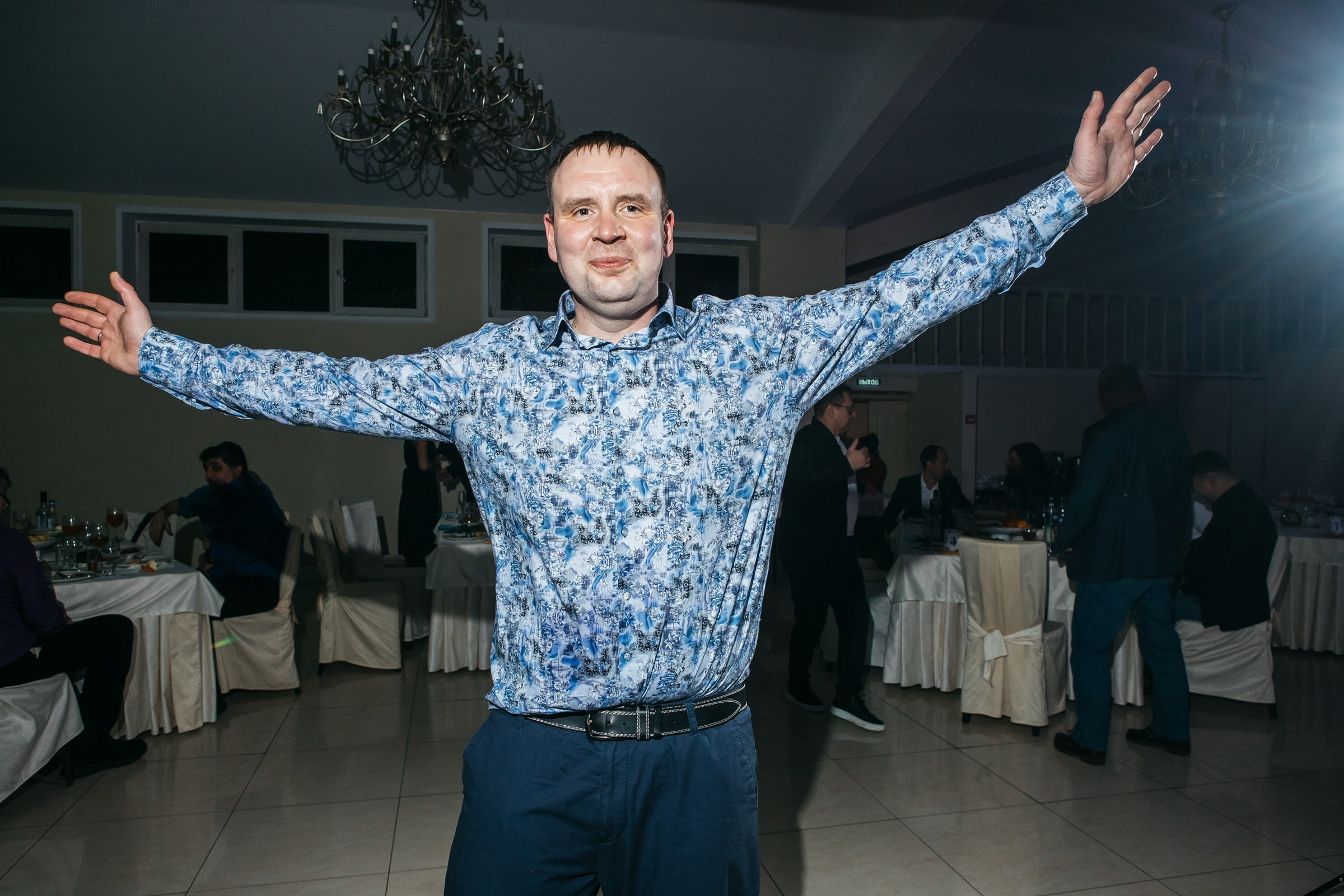 Хороший репортажный фотограф на корпоратив в Питере