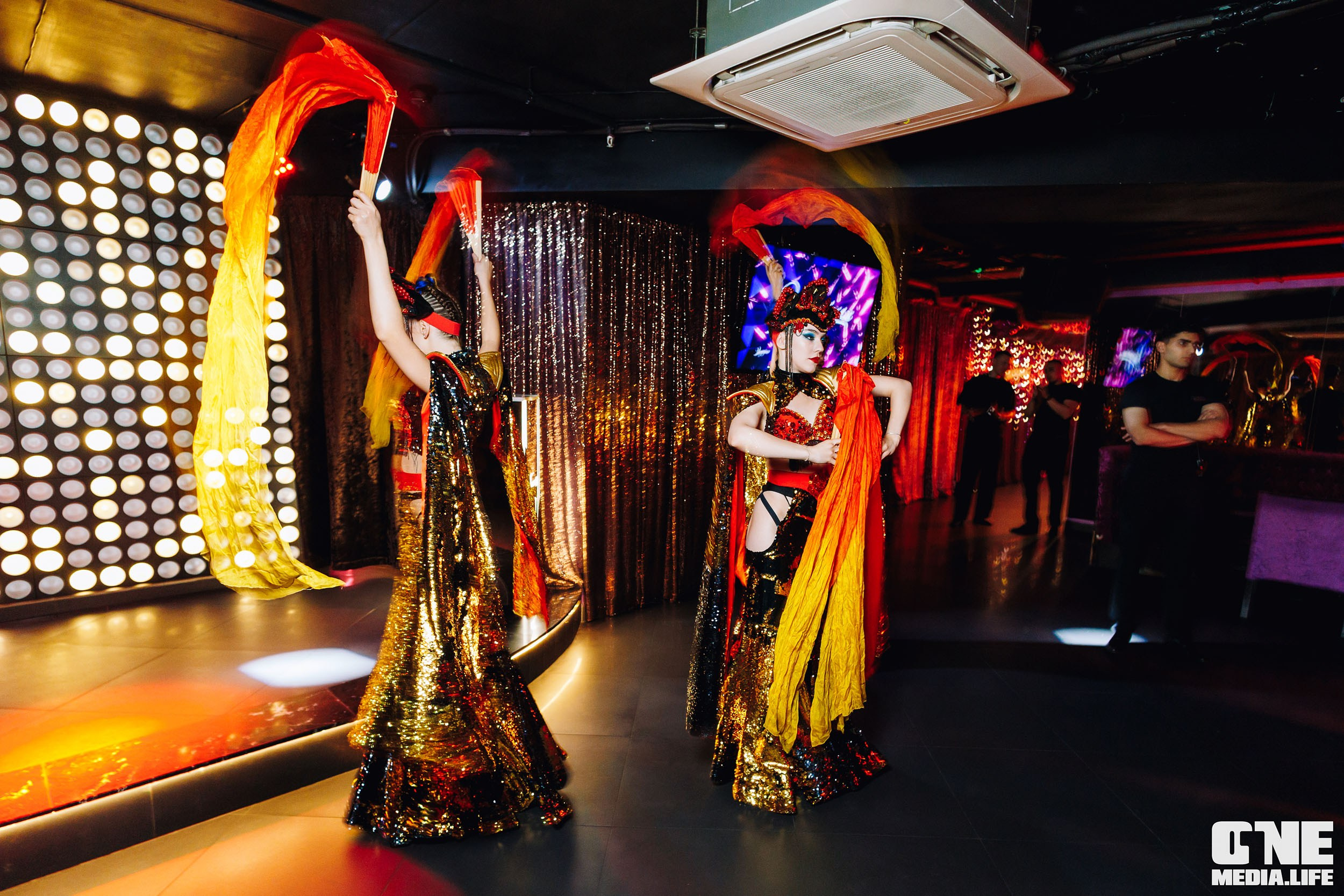 Фоторепортаж из караоке-клуба Эйфория. One Media Life: фоторепортажи, фотоотчеты с мероприятий и заведений