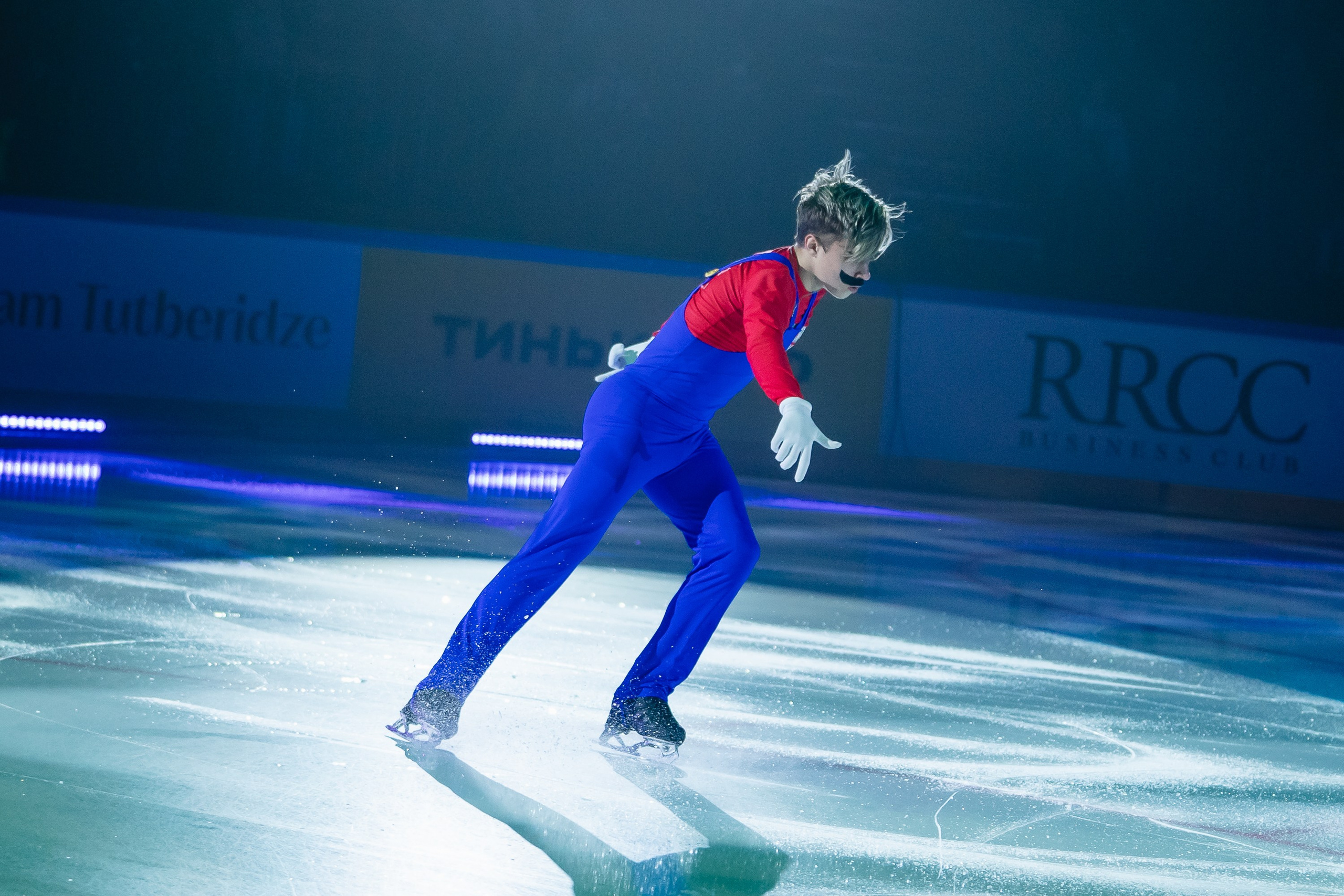 Шоу «Чемпионы на льду» в Новосибирске. Воробьева Ксения — Спортивный и танцевальный фотограф Новосибирск