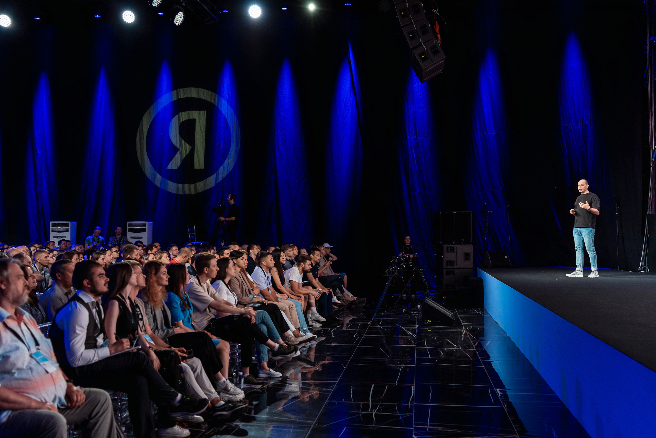 Конференция Яндекс Рекламы «Технологии для роста продаж». Святослав Буньков | фотограф