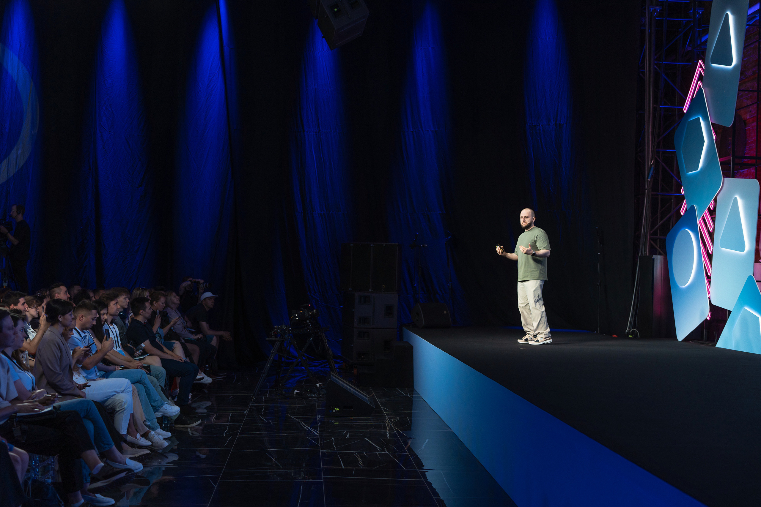 Конференция Яндекс Рекламы «Технологии для роста продаж». Святослав Буньков | фотограф