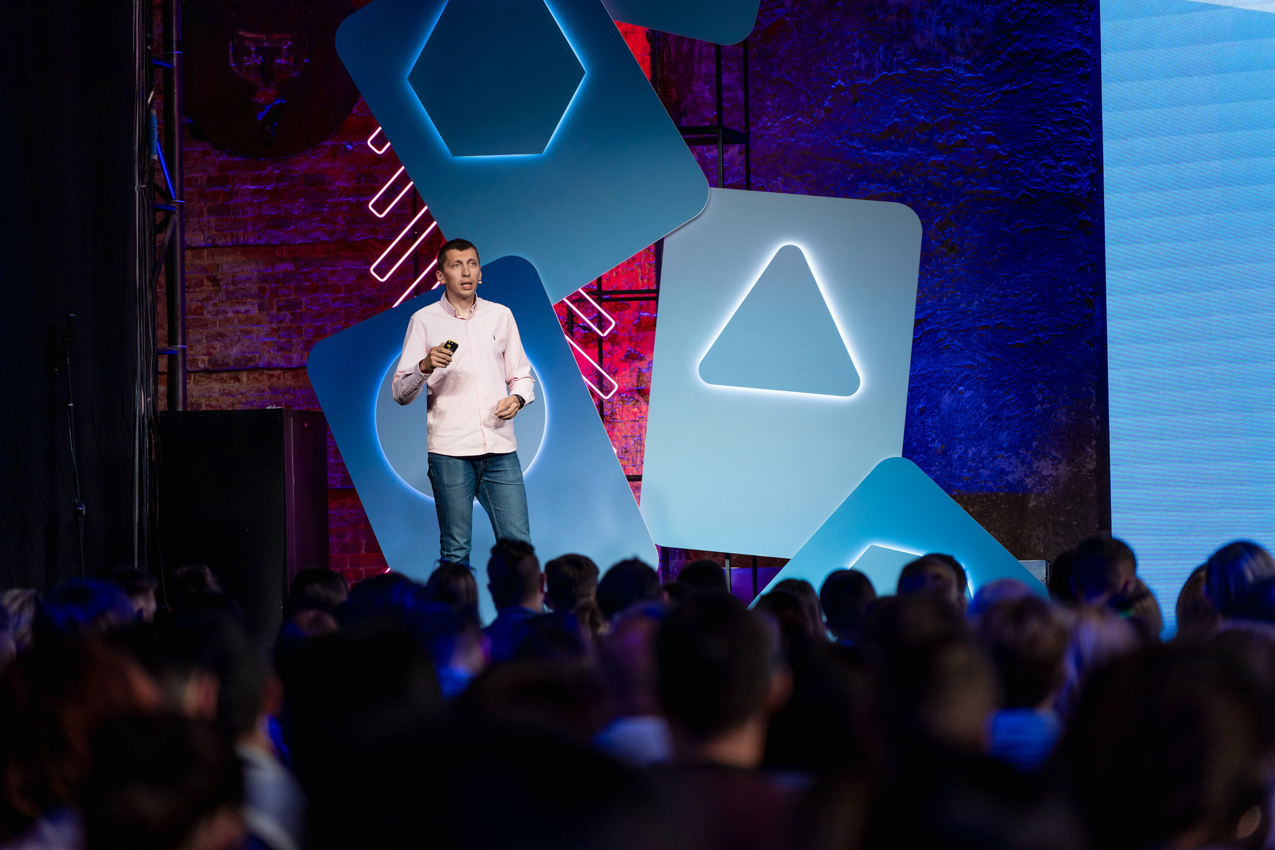 Конференция Яндекс Рекламы «Технологии для роста продаж». Святослав Буньков | фотограф