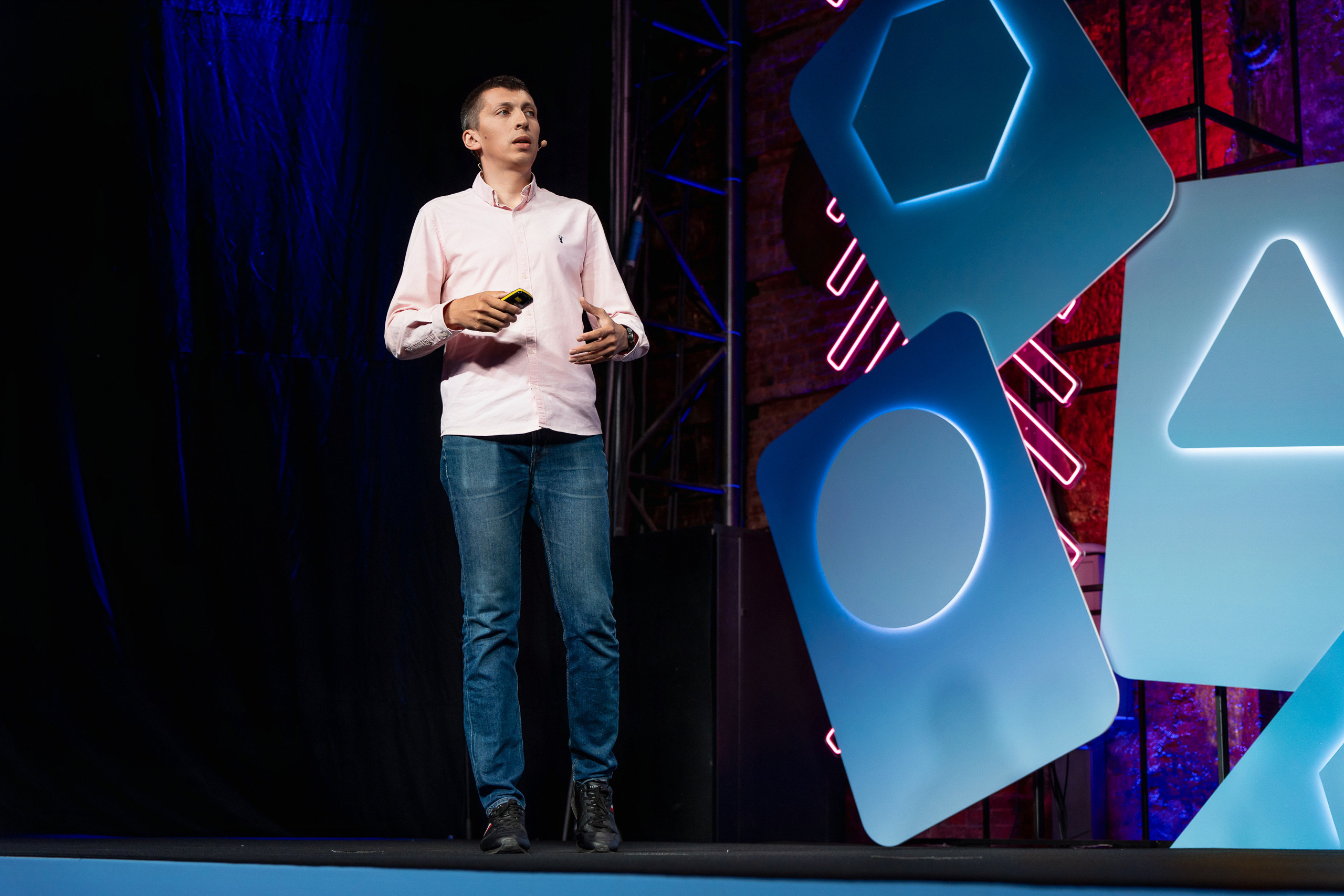 Конференция Яндекс Рекламы «Технологии для роста продаж». Святослав Буньков | фотограф