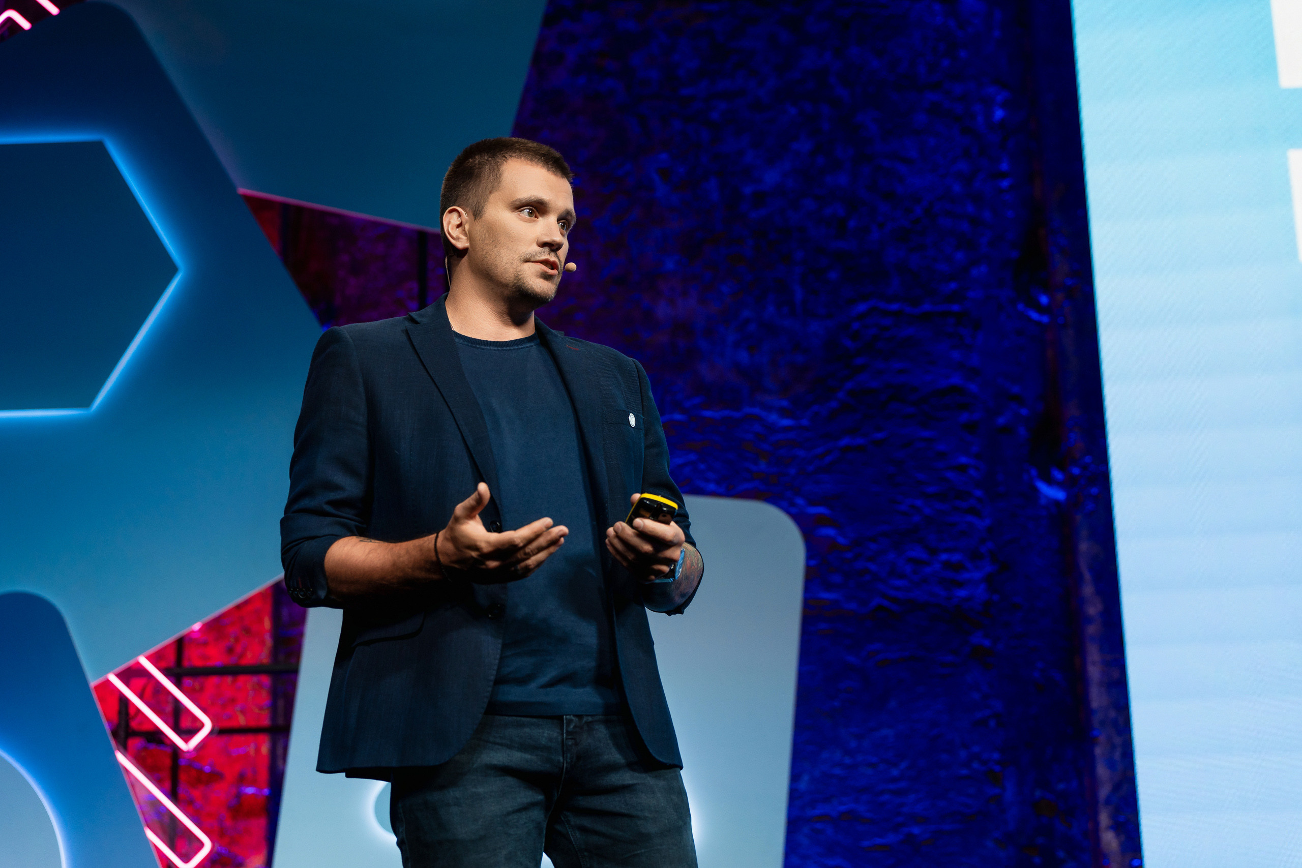 Конференция Яндекс Рекламы «Технологии для роста продаж». Святослав Буньков | фотограф