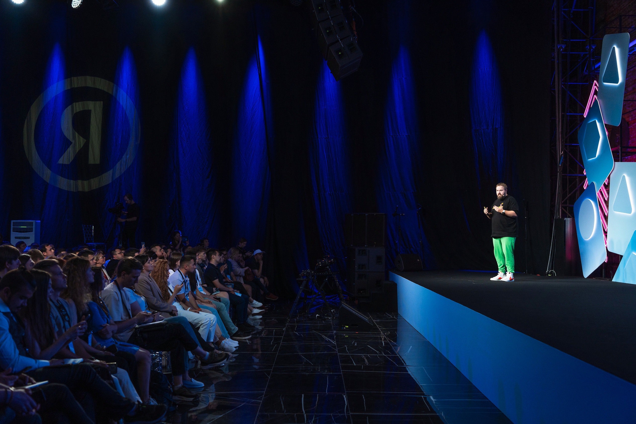 Конференция Яндекс Рекламы «Технологии для роста продаж». Святослав Буньков | фотограф