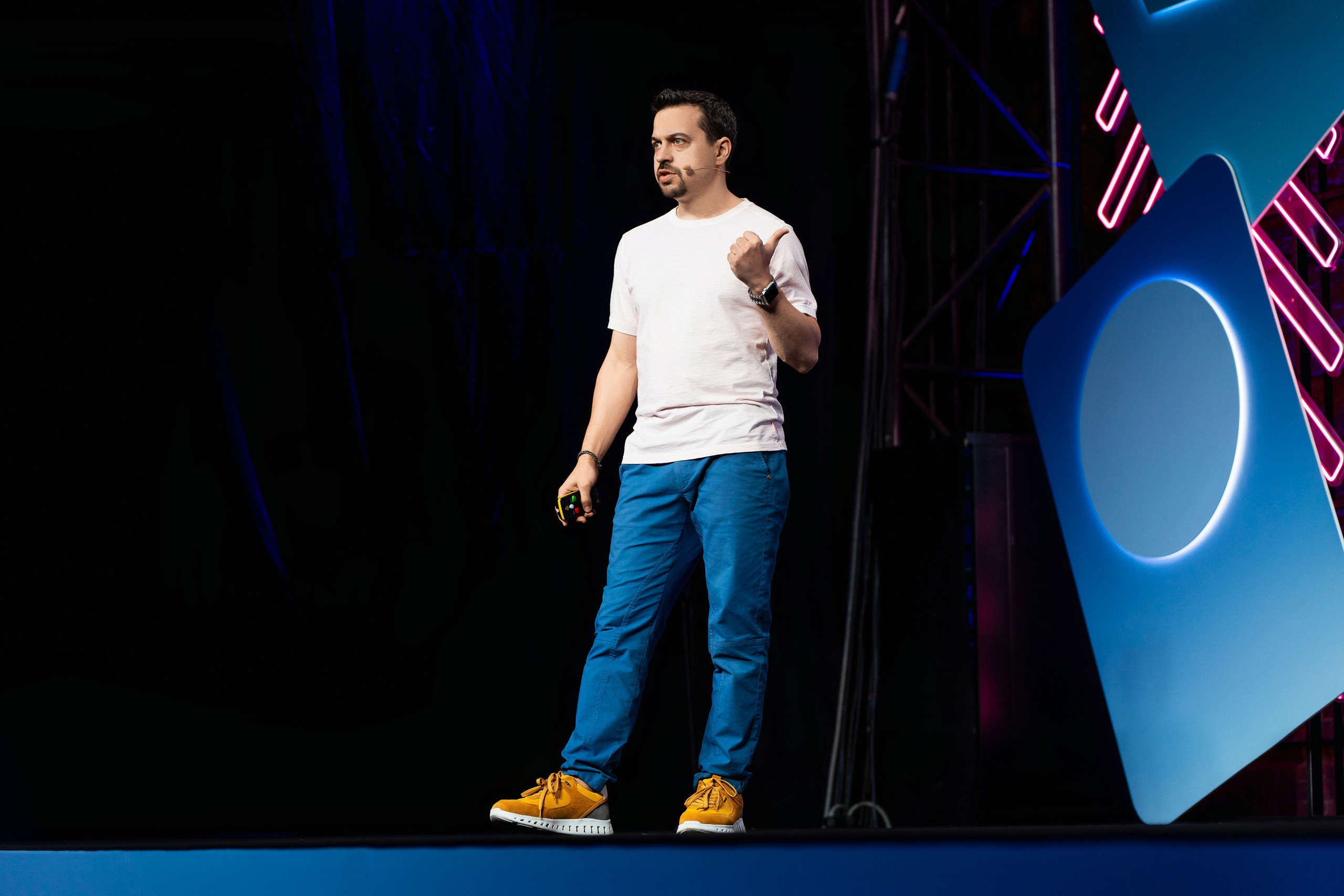 Конференция Яндекс Рекламы «Технологии для роста продаж». Святослав Буньков | фотограф