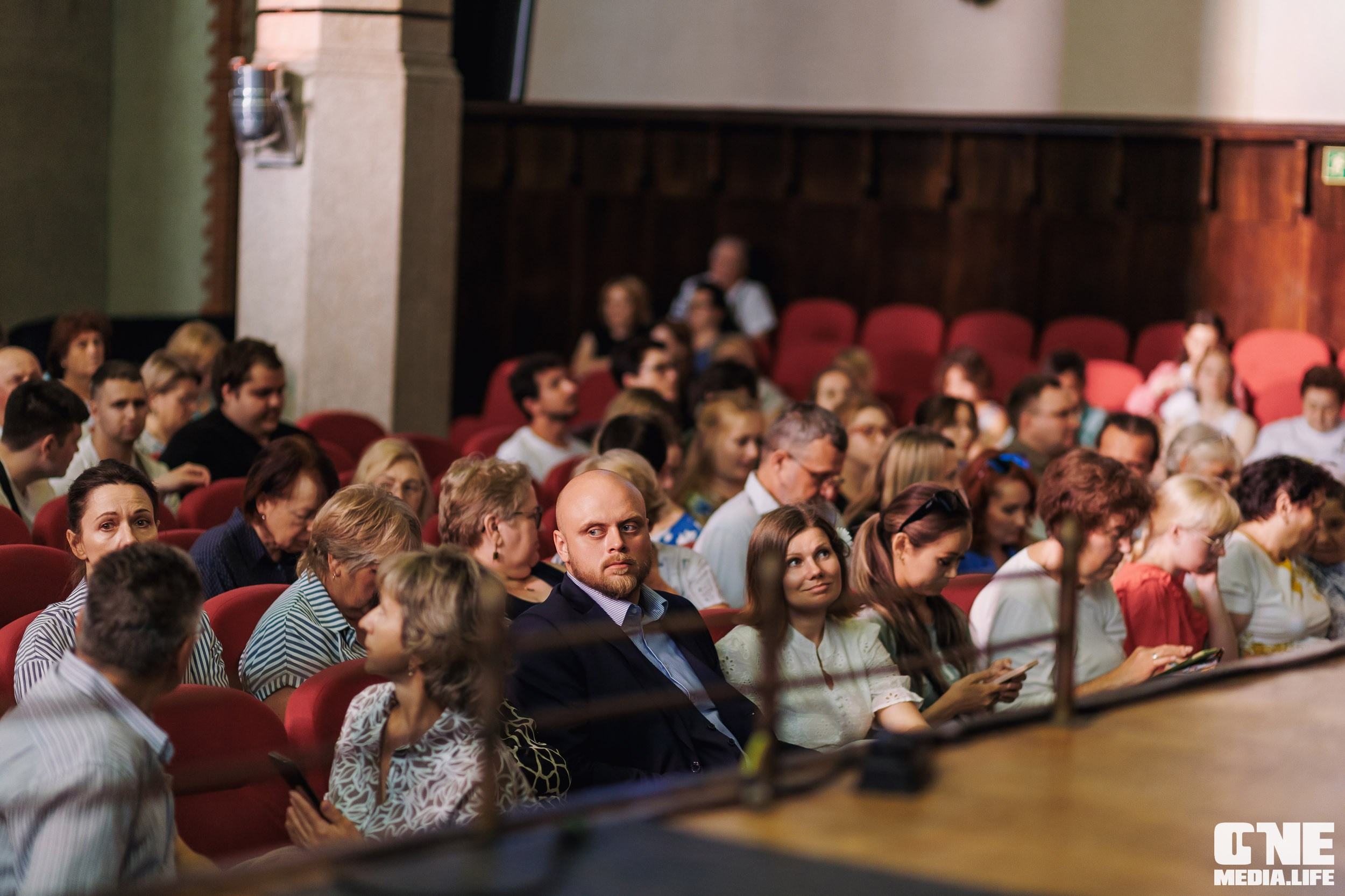 Фоторепортаж из Калининградской филармонии. One Media Life: фоторепортажи, фотоотчеты с мероприятий и заведений