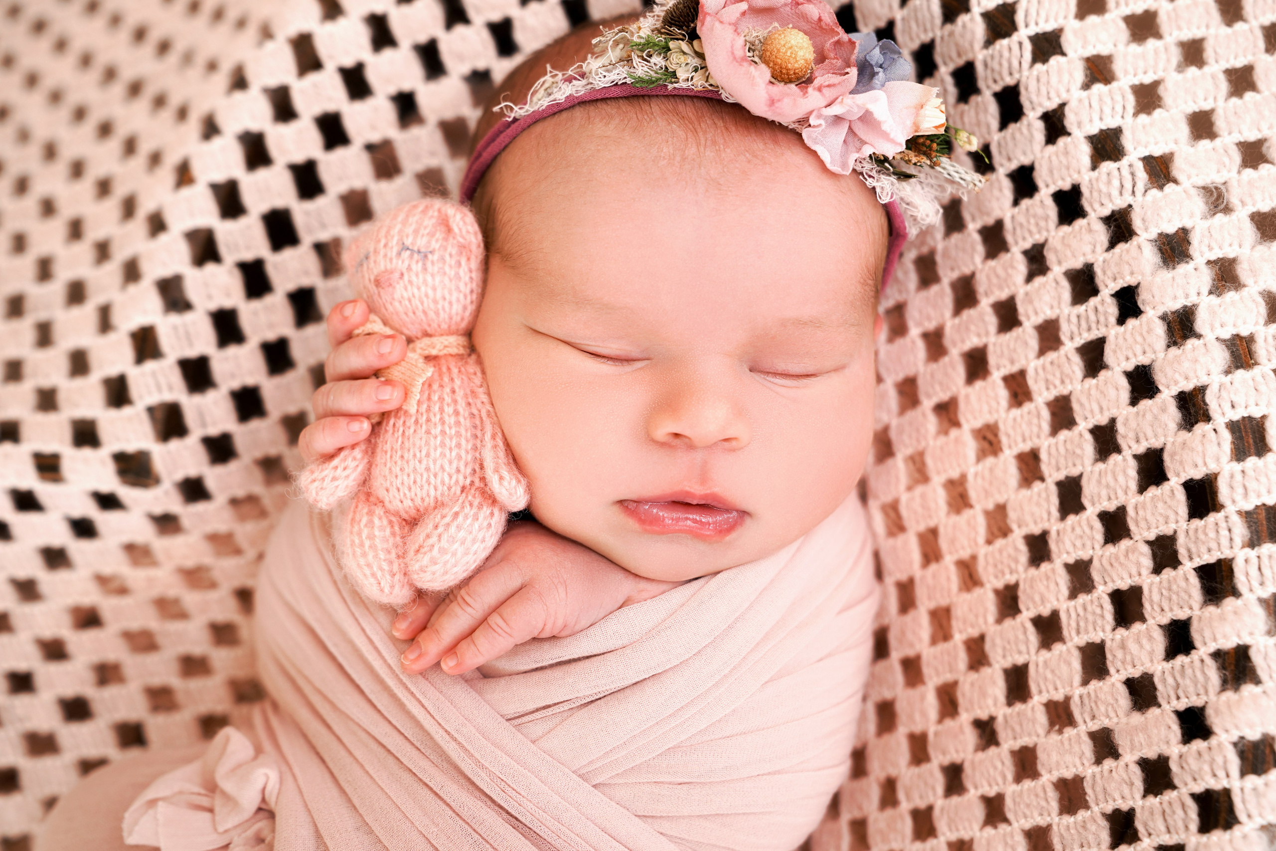 Фотосессия новорожденного (newborn). Фотограф новорожденных, детей до года и беременных в Симферополе