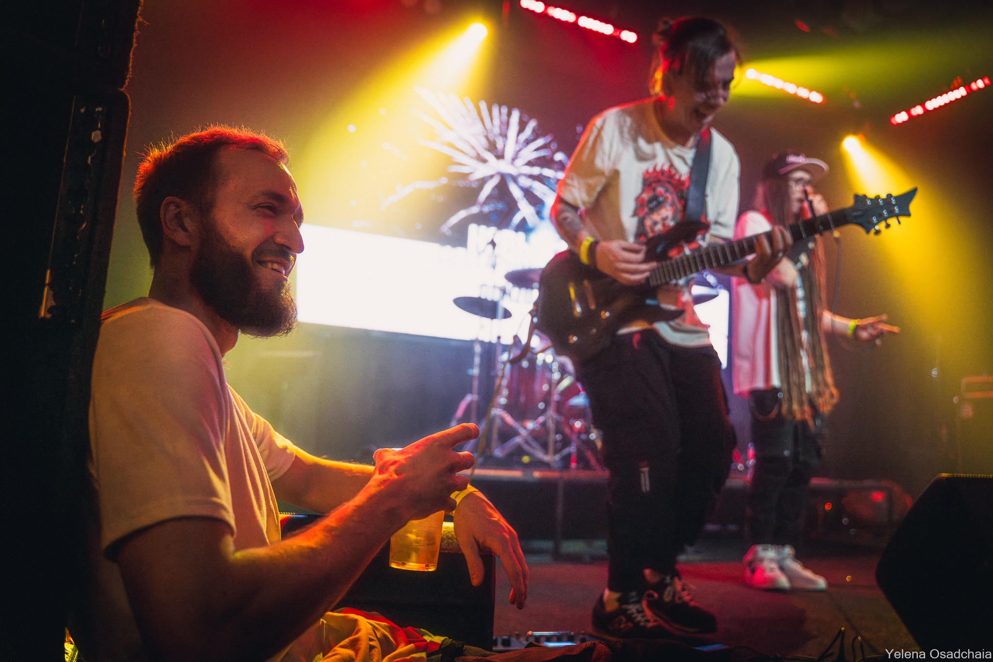 Новый год со старыми друзьями. Елена Осадчая — фотографирую музыку на сцене и в жизни
