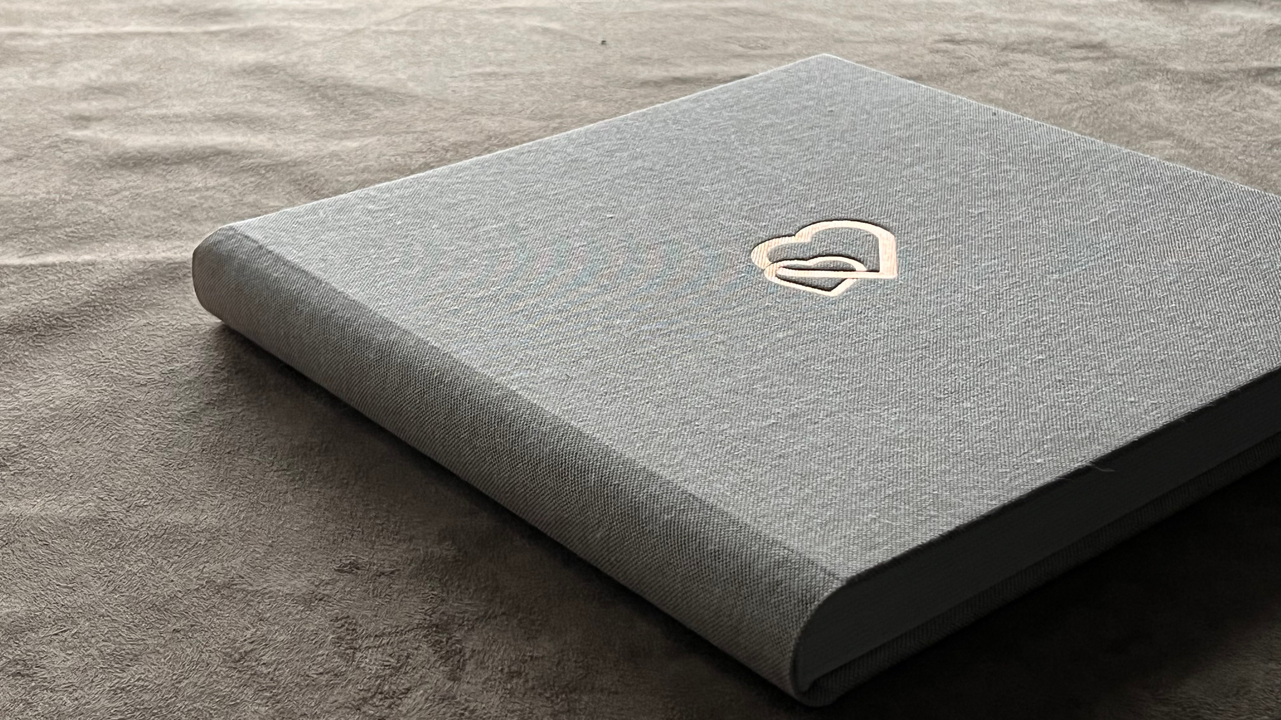 — Фотокниги на заказ. Выпускные альбомы для школ и детских садов