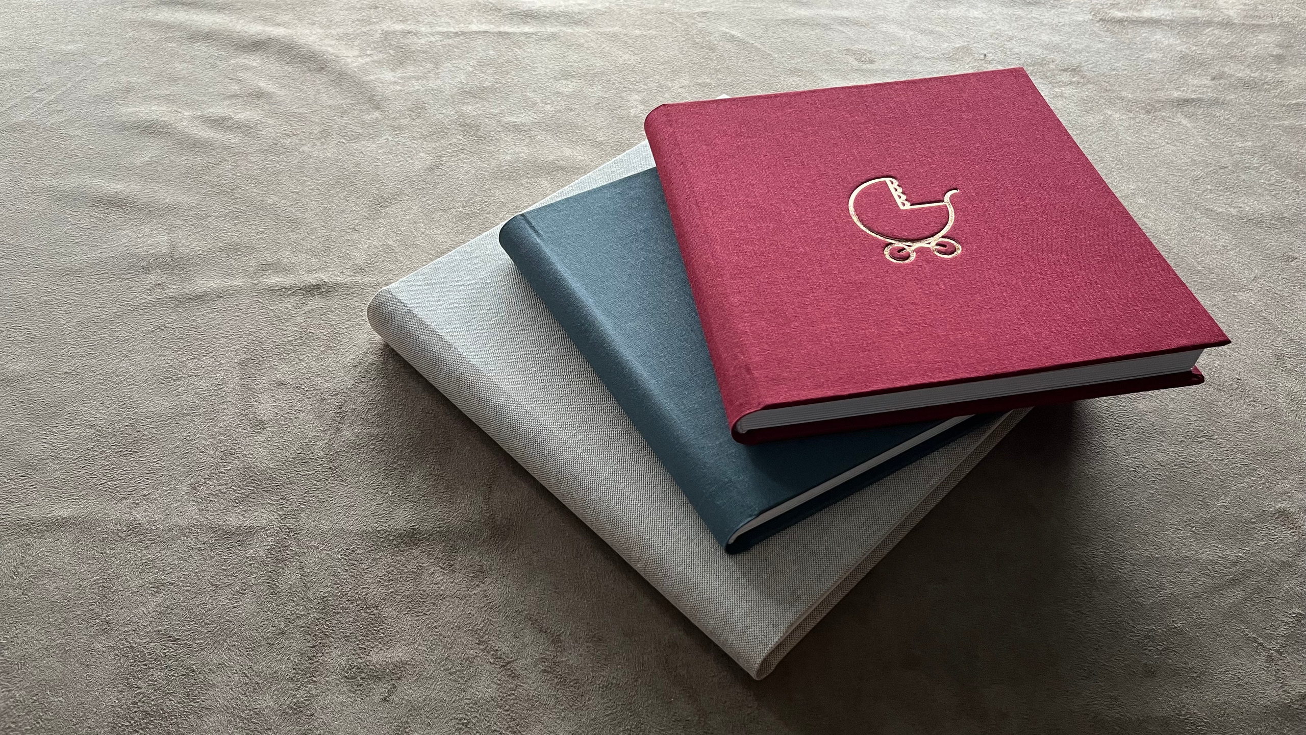 — Фотокниги на заказ. Выпускные альбомы для школ и детских садов