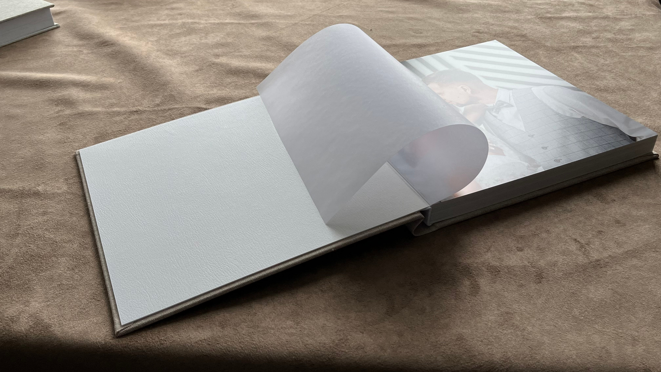 — Фотокниги на заказ. Выпускные альбомы для школ и детских садов