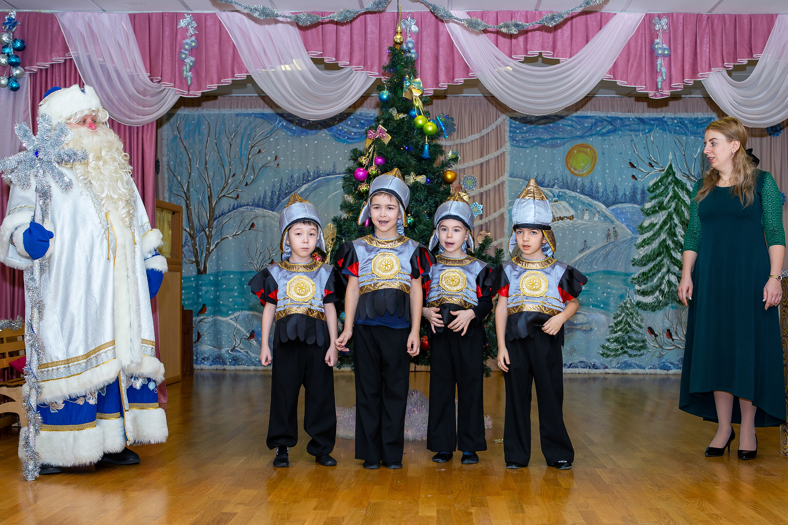 — Детские праздники. Выпускные альбомы для школ и детских садов