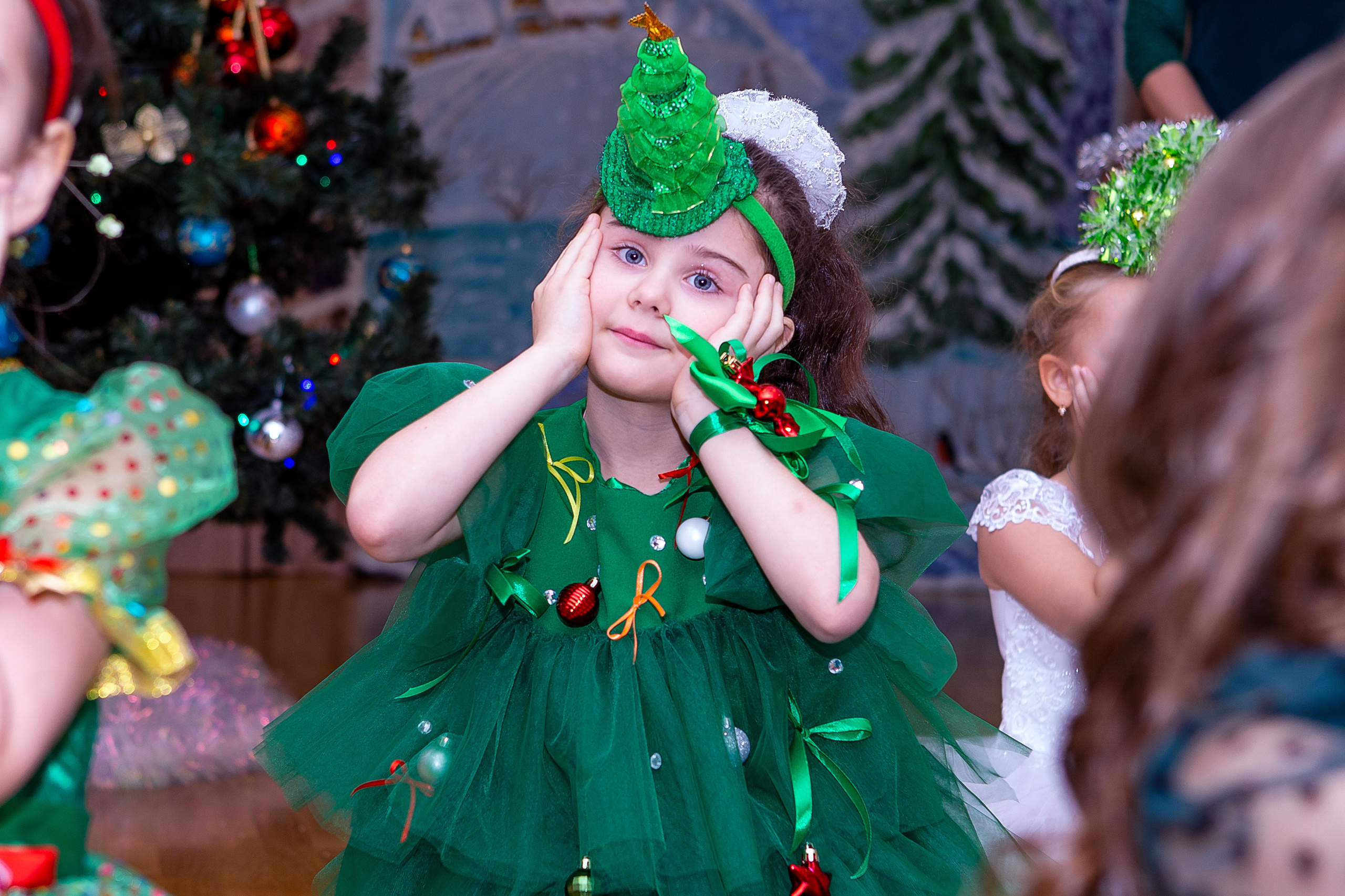 — Детские праздники. Выпускные альбомы для школ и детских садов