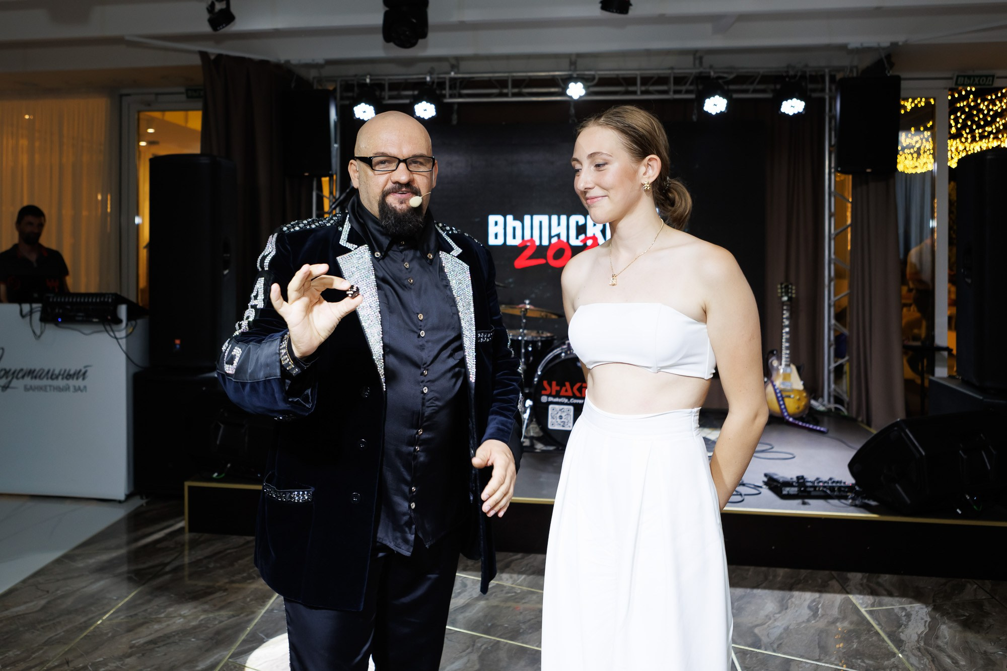 Выпускной вечер в Севастопольской гимназии № 1 имени А. С. Пушкина. Свадебный фотограф, фотосъемка в Крыму, Севастополе, Симферополе, Ялте