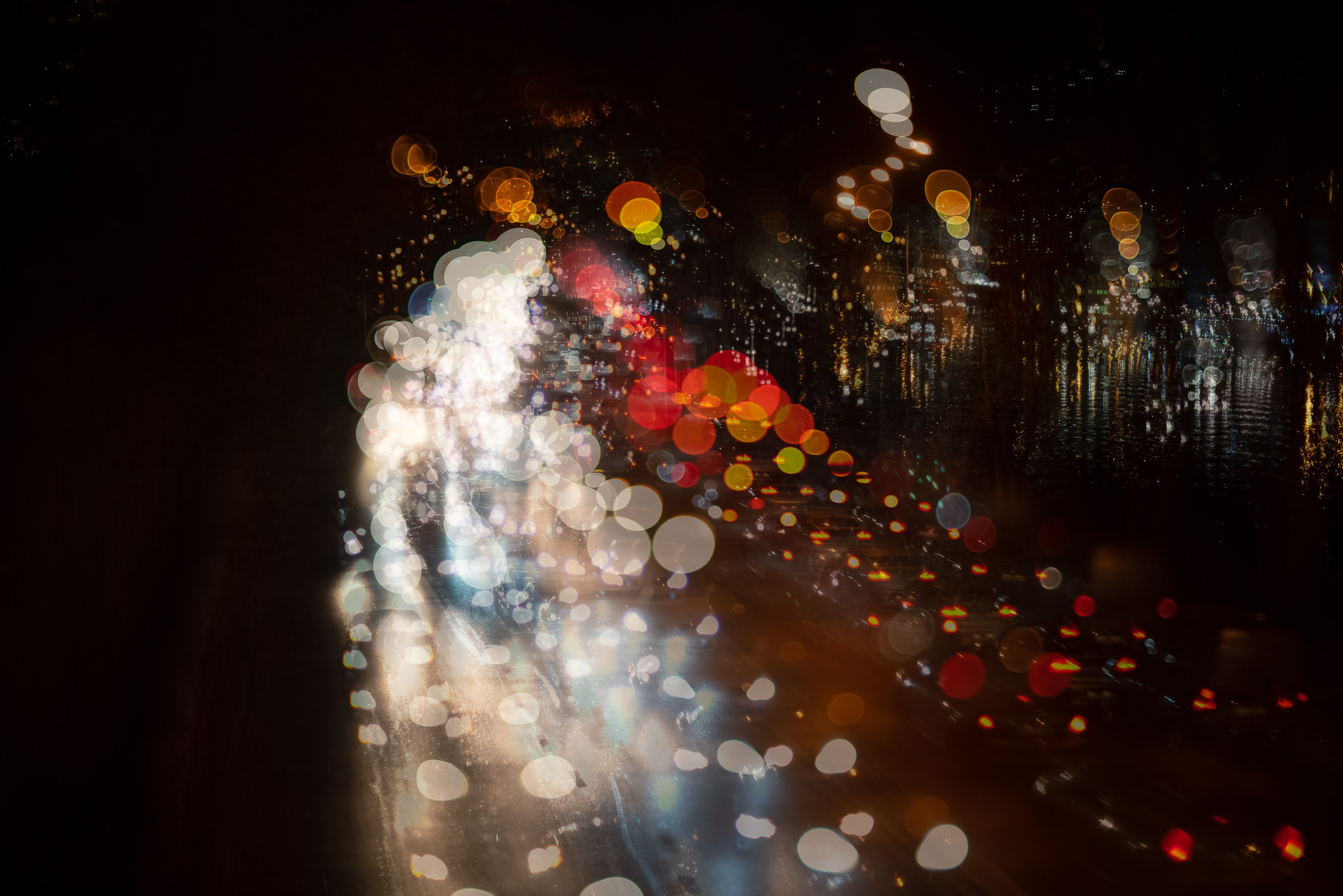 Ночной Тбилиси. Набережная реки Кура