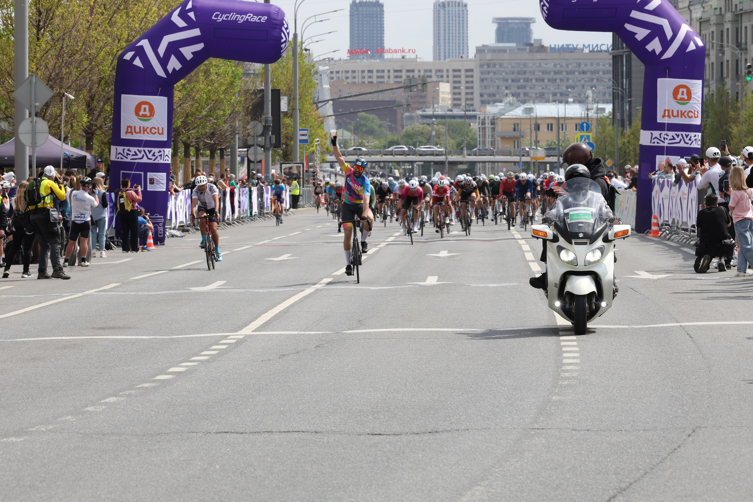 Московский весенний велофестиваль 2025. Репортажный фотограф, спортивный фотограф в Москве и области