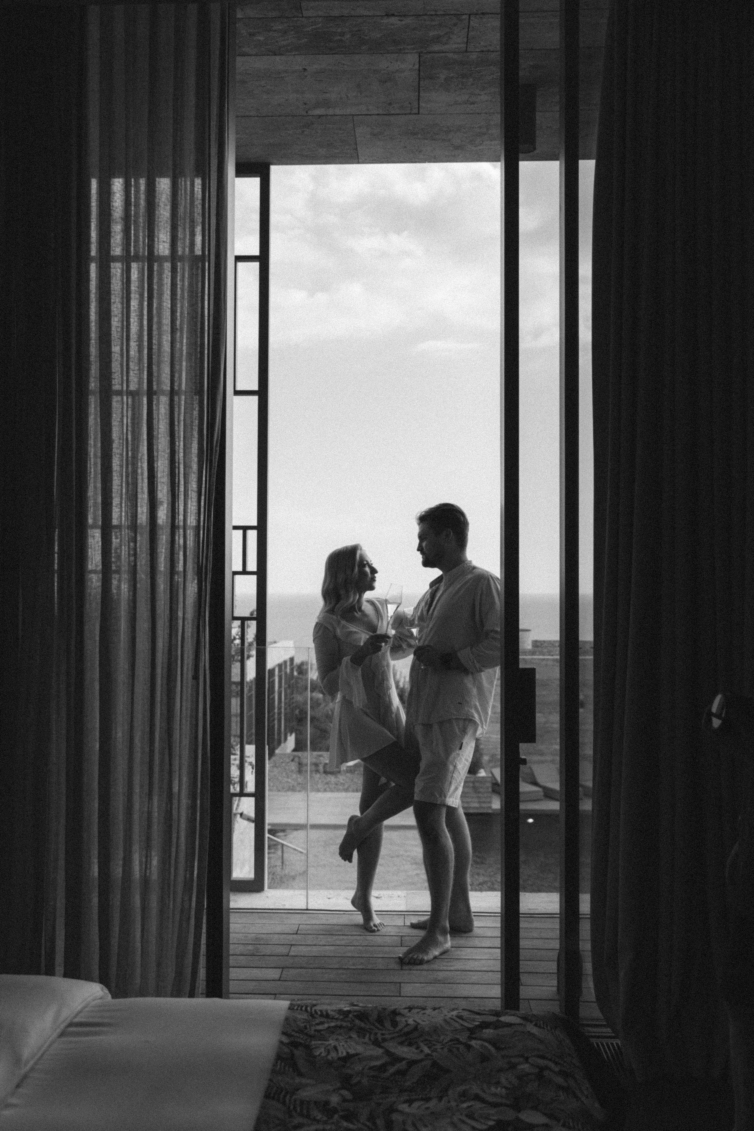 Свадебный, портретный, семейный фотограф. Севастополь, Ялта, Симферополь, Крым. Видеограф в Крыму на свадьбу