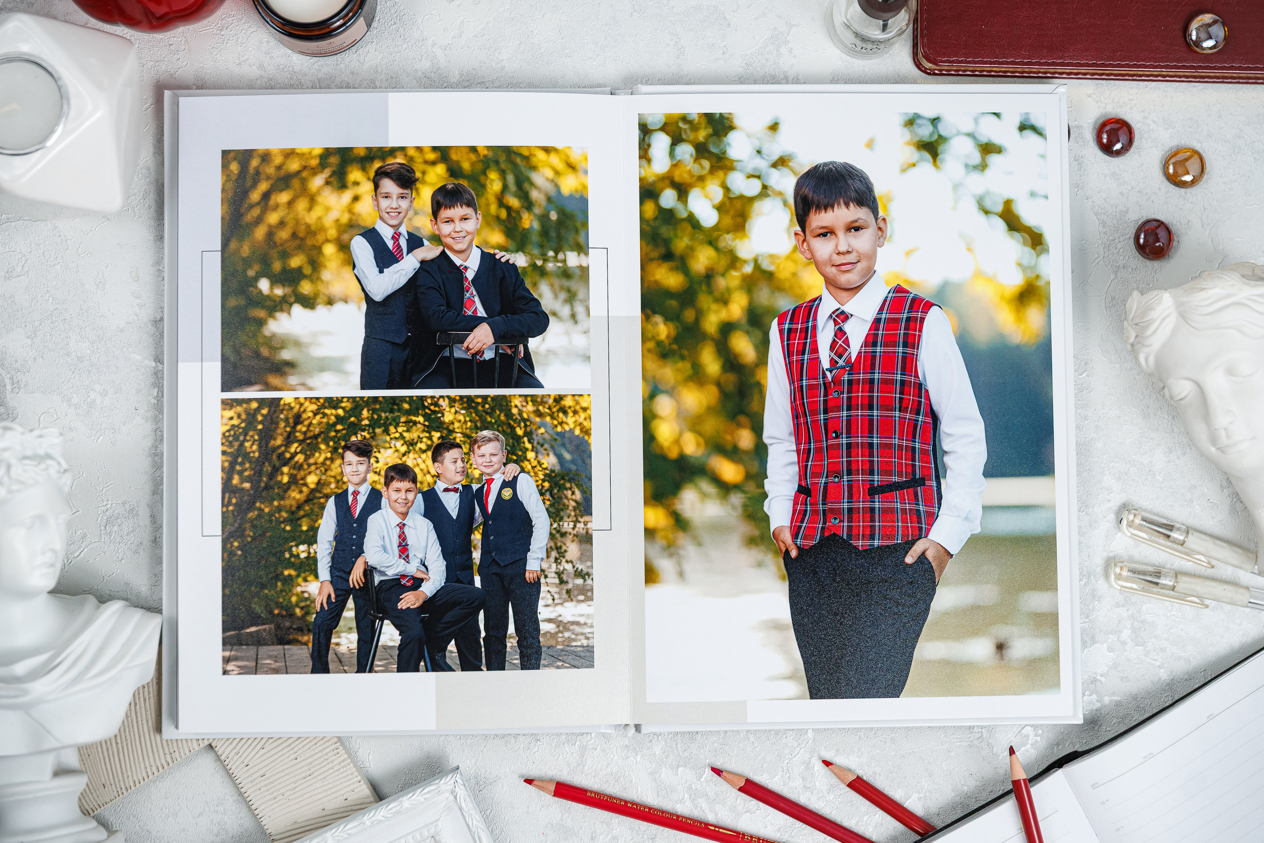 Выпускные альбомы 4 класс. Семейный и детский фотограф Комина Елена, Власиха, Одинцово