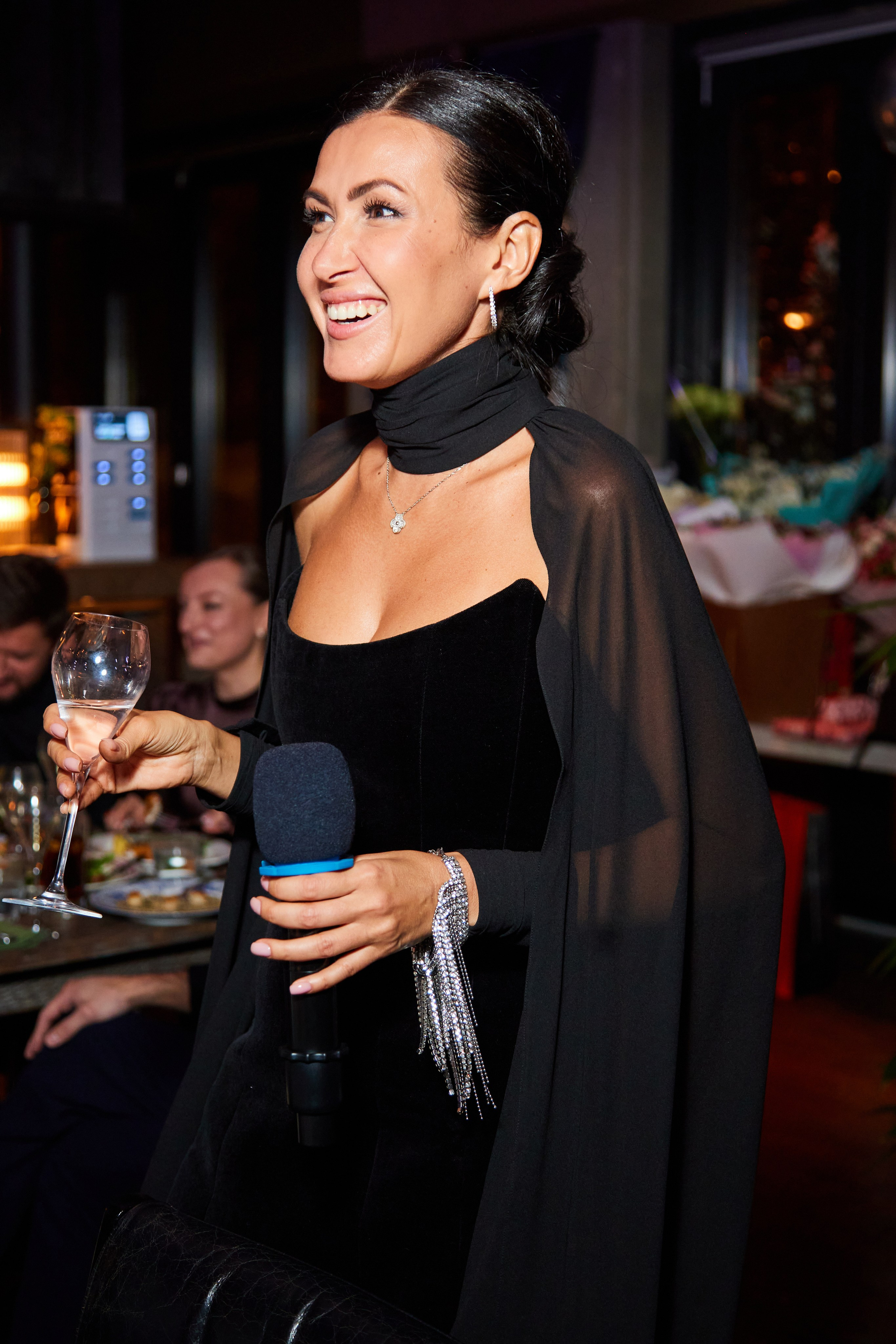 Юбилей Анны: фото и видеосъёмка праздника в Москве | Akhmedov Team кейс. Фото и видеосъёмка бизнес-мероприятий под ключ в Москве и МО — Akhmedov Team