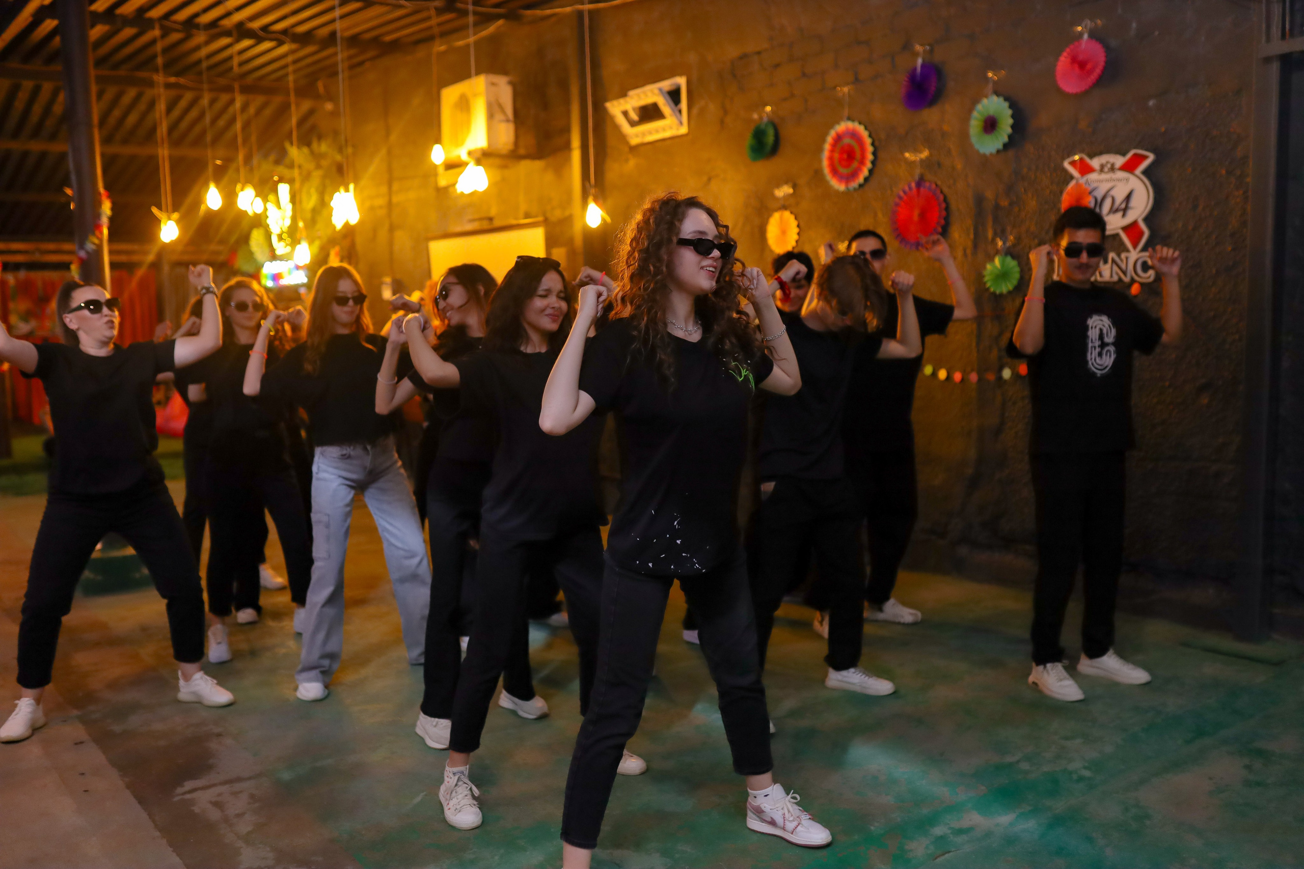 Выпускники. Фотограф в Жезказгане. Графический дизайнер