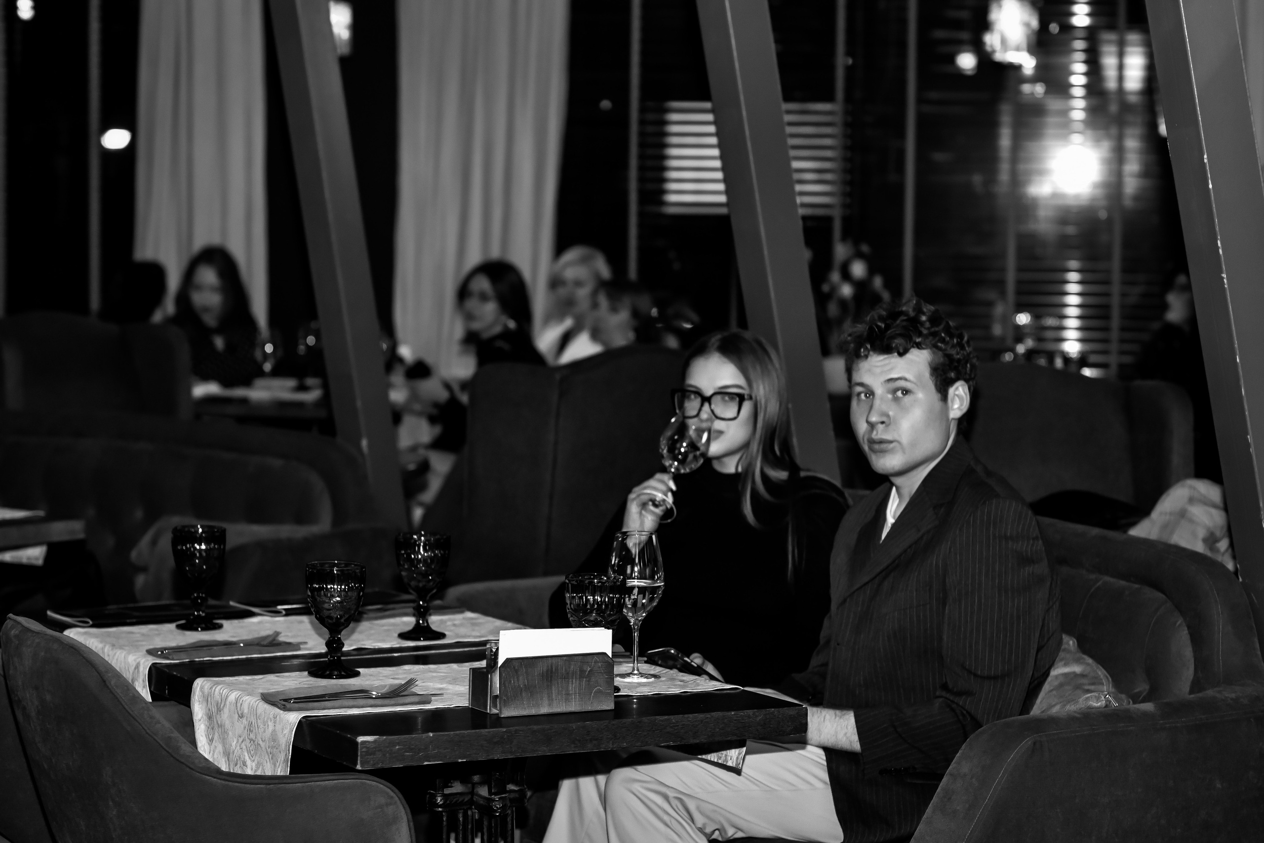 СЪЕМКИ при проекте «4 ЖЕНЫ». ТВ «ПЯТНИЦА». Фотограф для бизнесконтента, репортажей и семейного альбома в Москве