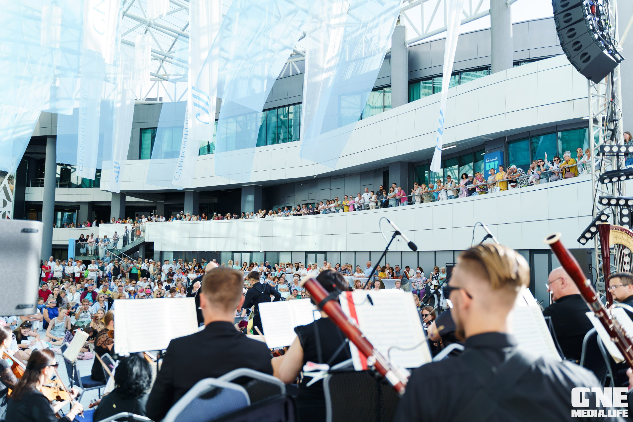 Фоторепортаж с фестиваля «Симфония ветра» в Янтарь Холле. One Media Life: фоторепортажи, фотоотчеты с мероприятий и заведений