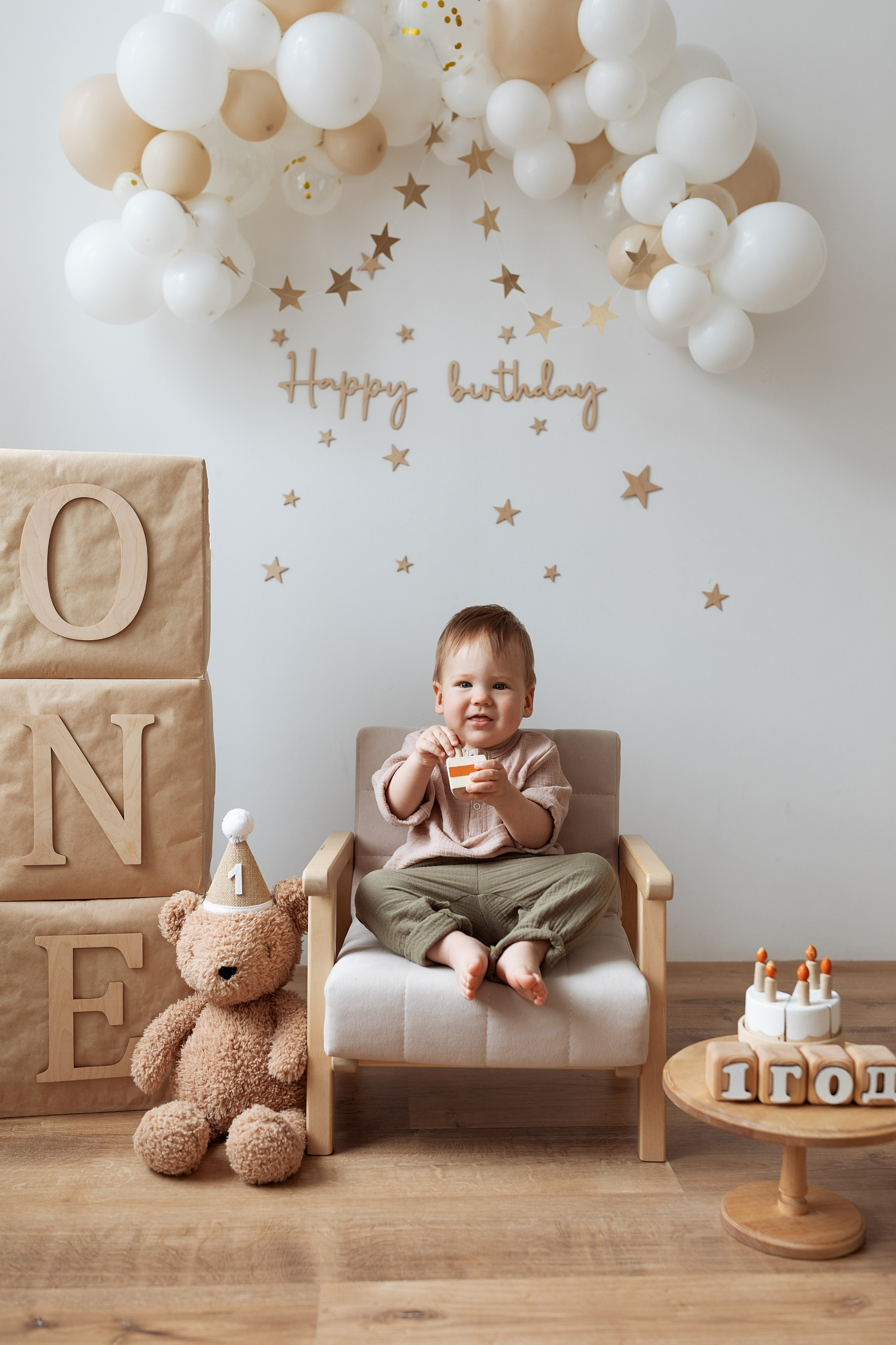 Тимуру 1 годик. Фотограф на годик Хабаровск Детский и семейный фотограф в Хабаровске Юлия Матвиенко