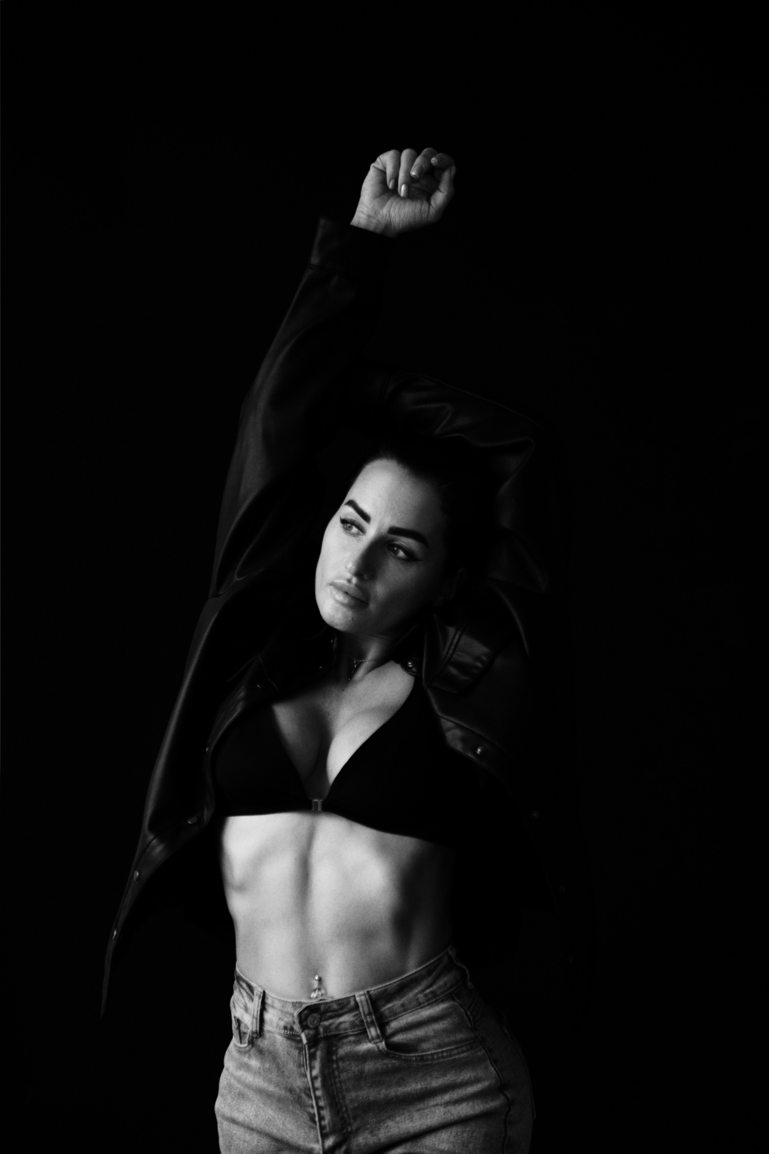 Виктория. Минималистичная фотосессия в студии. Портретный фотограф в Иванове Ольга Гуральник