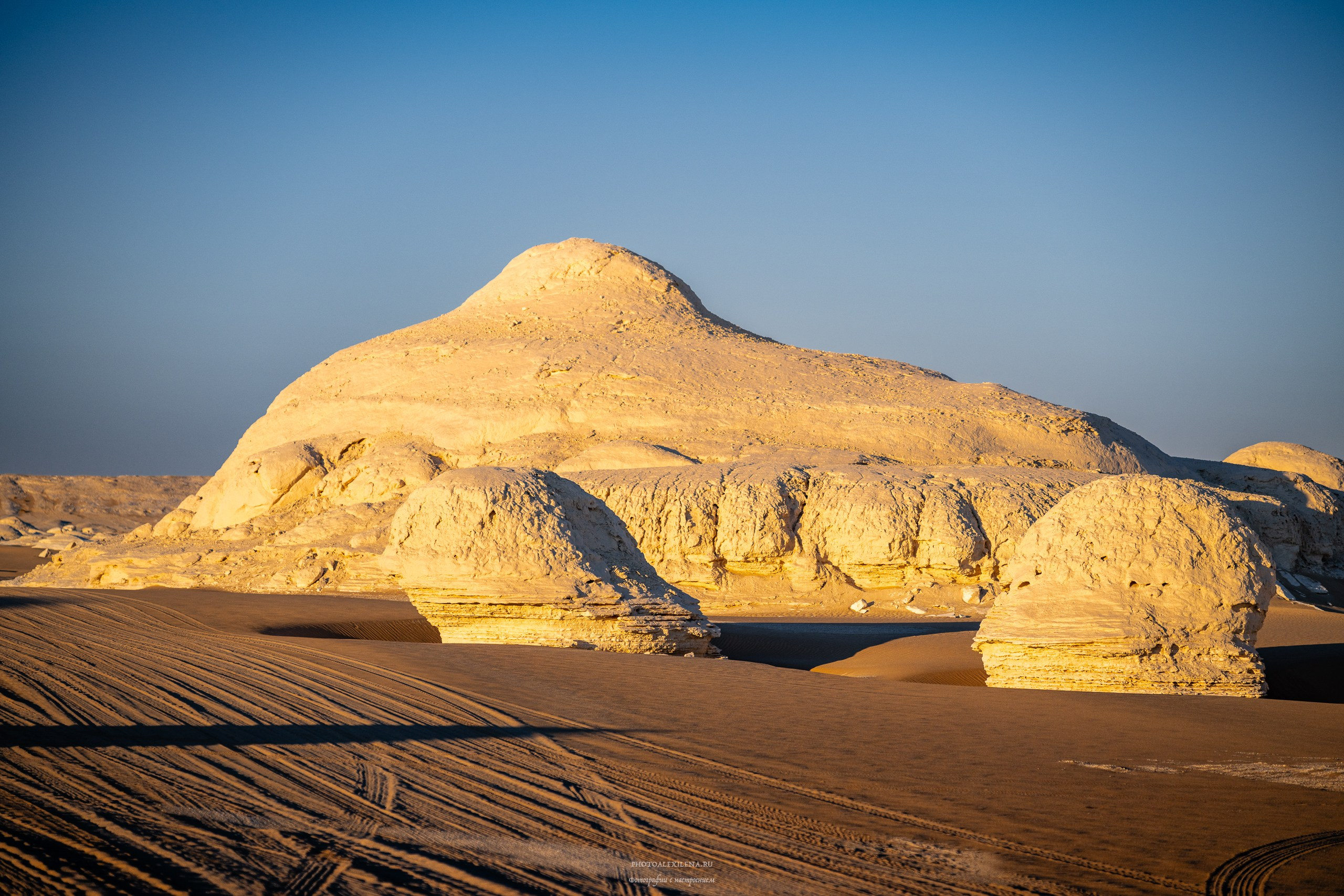 Пустыня чёрная, пустыня белая. Авторские стильные фотокартины
