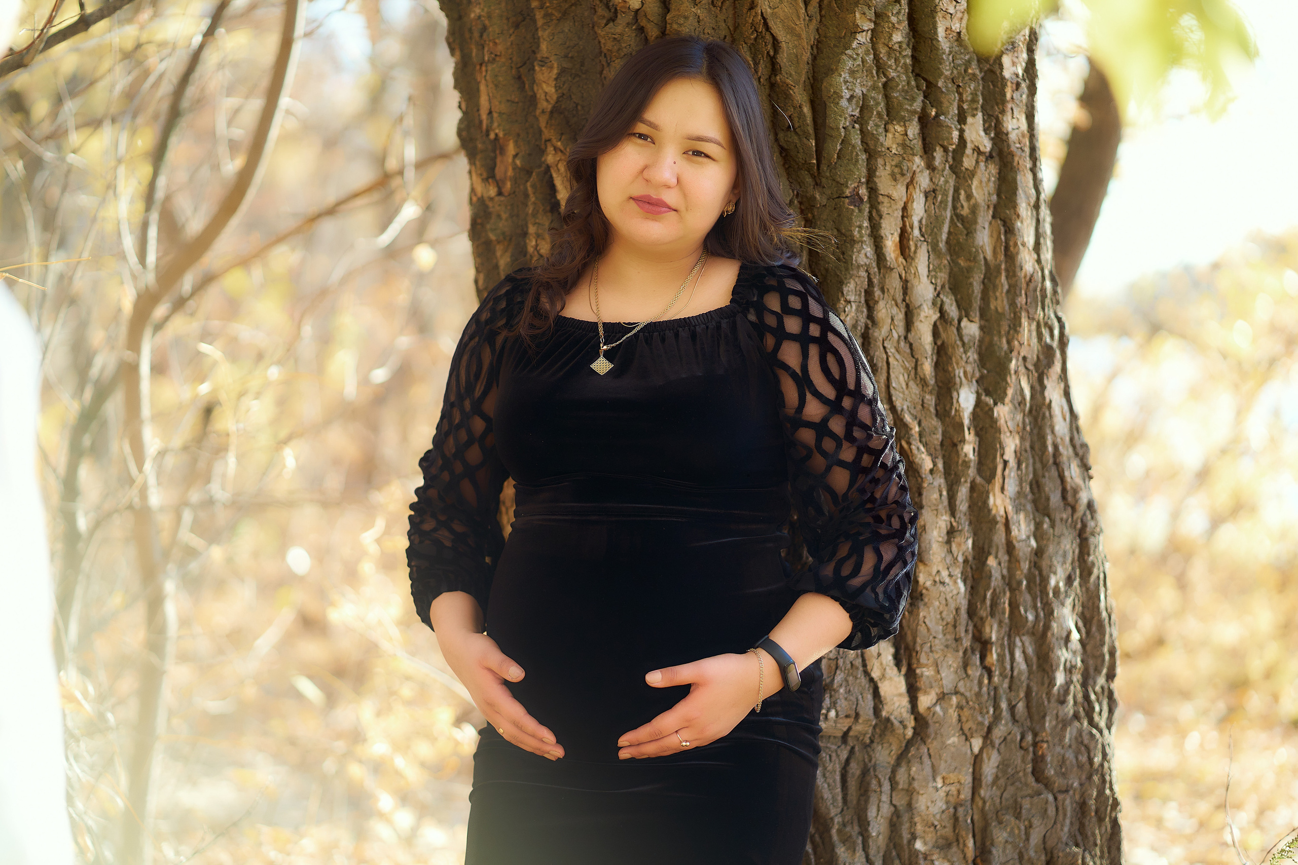 Фотосессия беременности на природе. Фотограф в Уральске Александр Хохлачёв | HOHLACHEV.COM