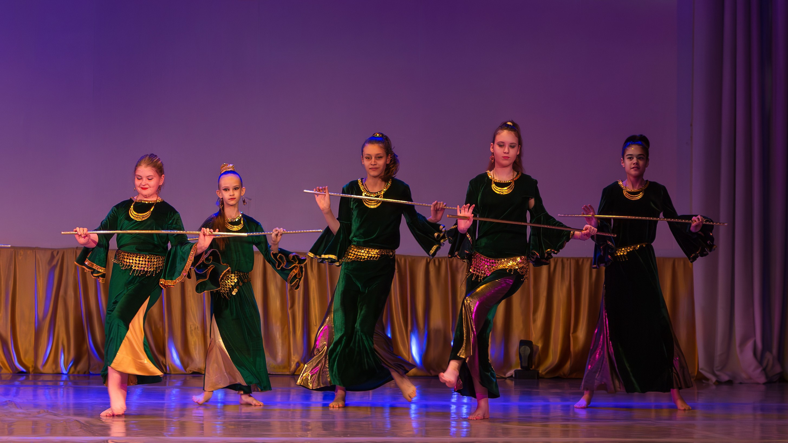 Студия «Lamis» отчетный концерт 2024. Выпускные альбомы и школьный фотограф в Подольске, Троицке, Щербинке, Москве и Московской области