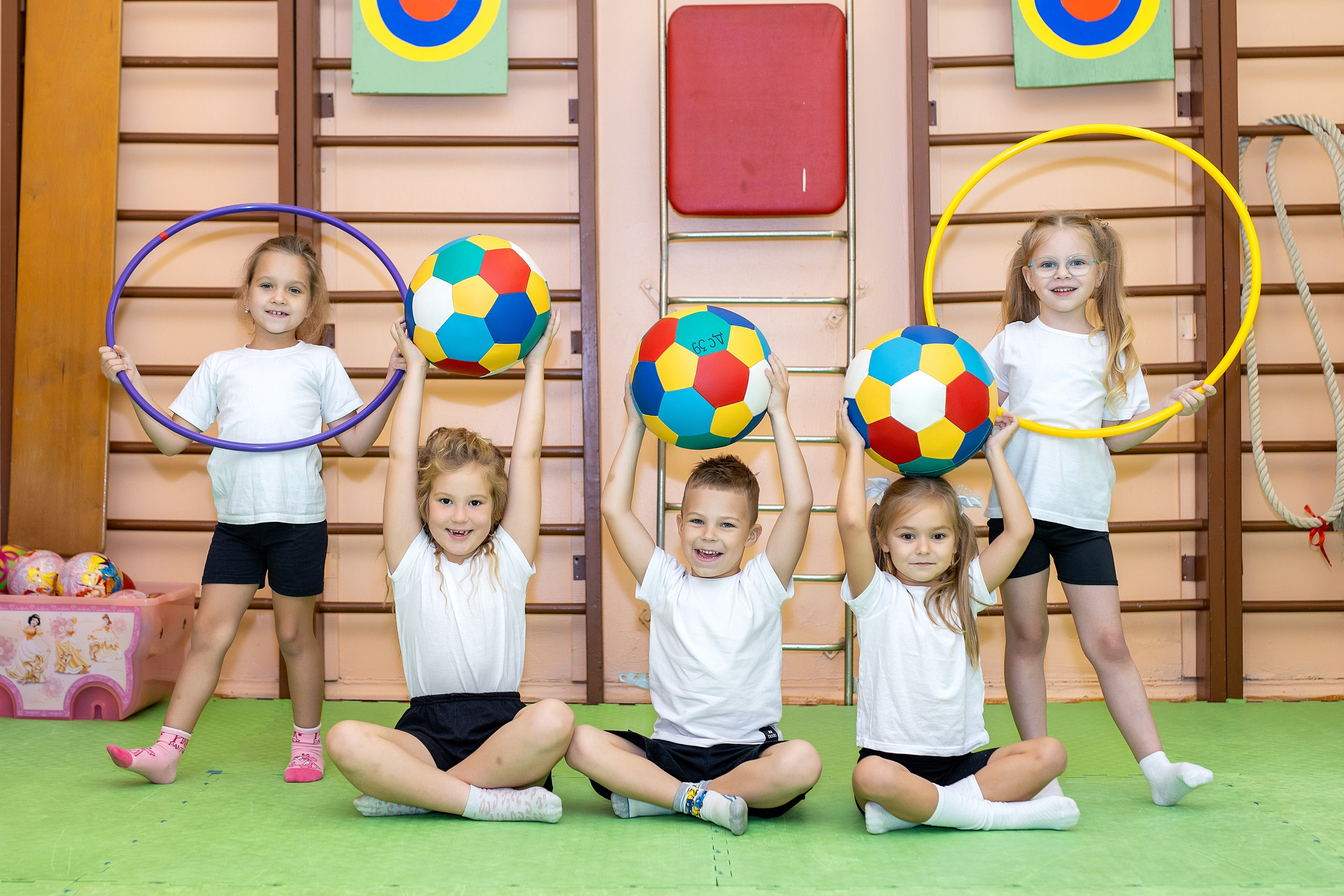 Детский сад 39 «Дельфинёнок», группа «Воробышки». Стильный выпускной альбом Владивосток фотограф Вероника Мигачева