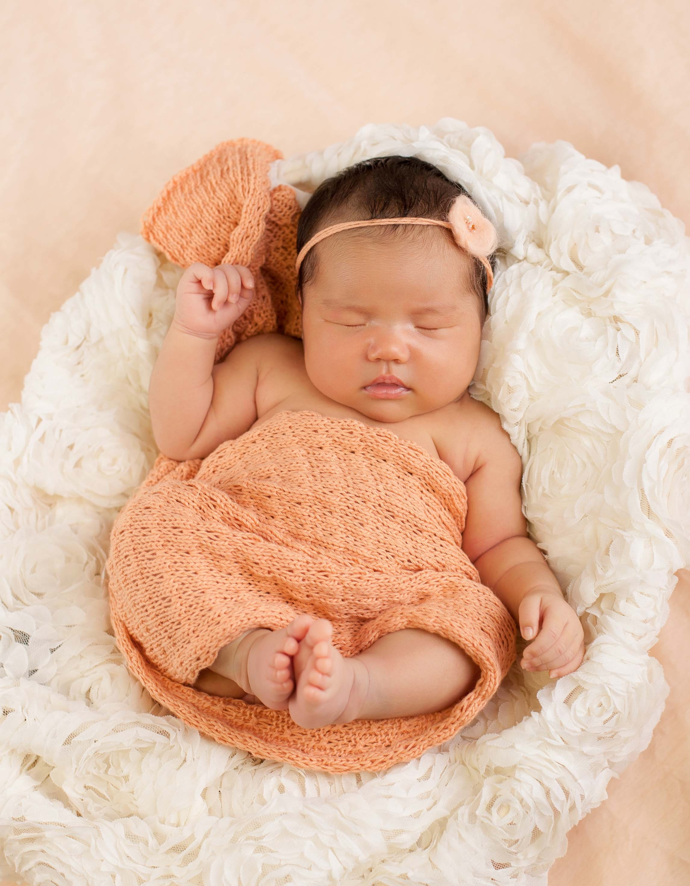 Newborn фотосессия Алматы. Фотосессия для новорожденных Алматы
