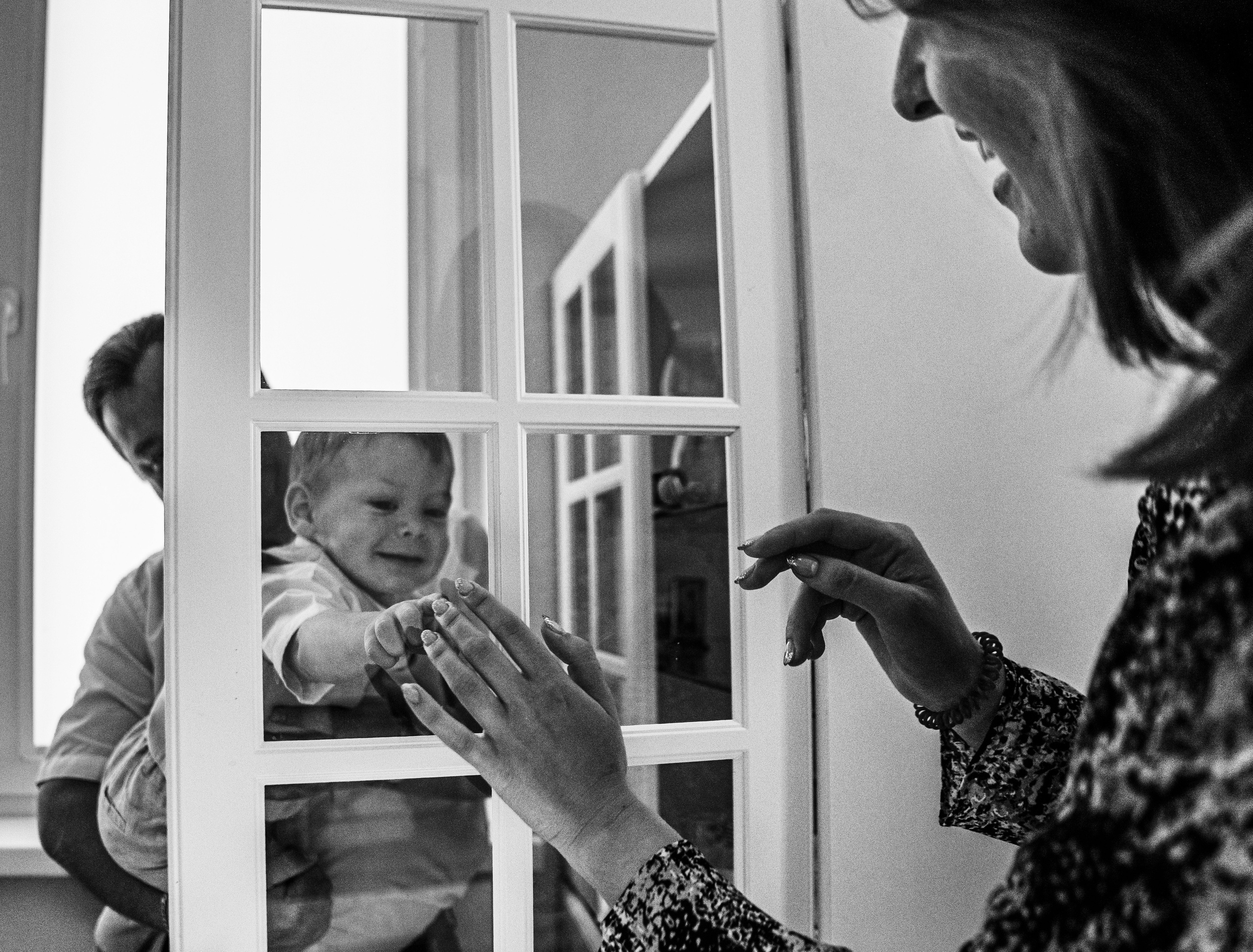 Ирина, семейная фотосессия дома и прогулка до озера. Фотограф Наталья Яковлева, Санкт-Петербург. Семьи, ньюборн, крещения