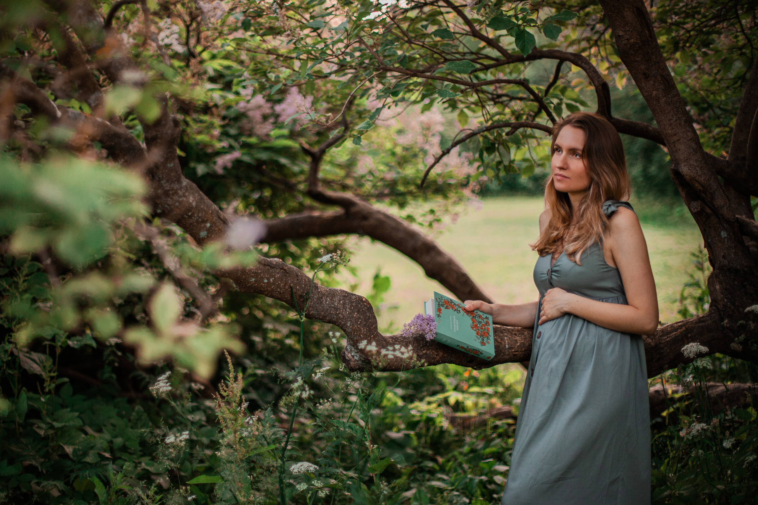 Алена, фотосессия в ожидании малыша на природе. Фотограф Наталья Яковлева, Санкт-Петербург. Семьи, ньюборн, крещения