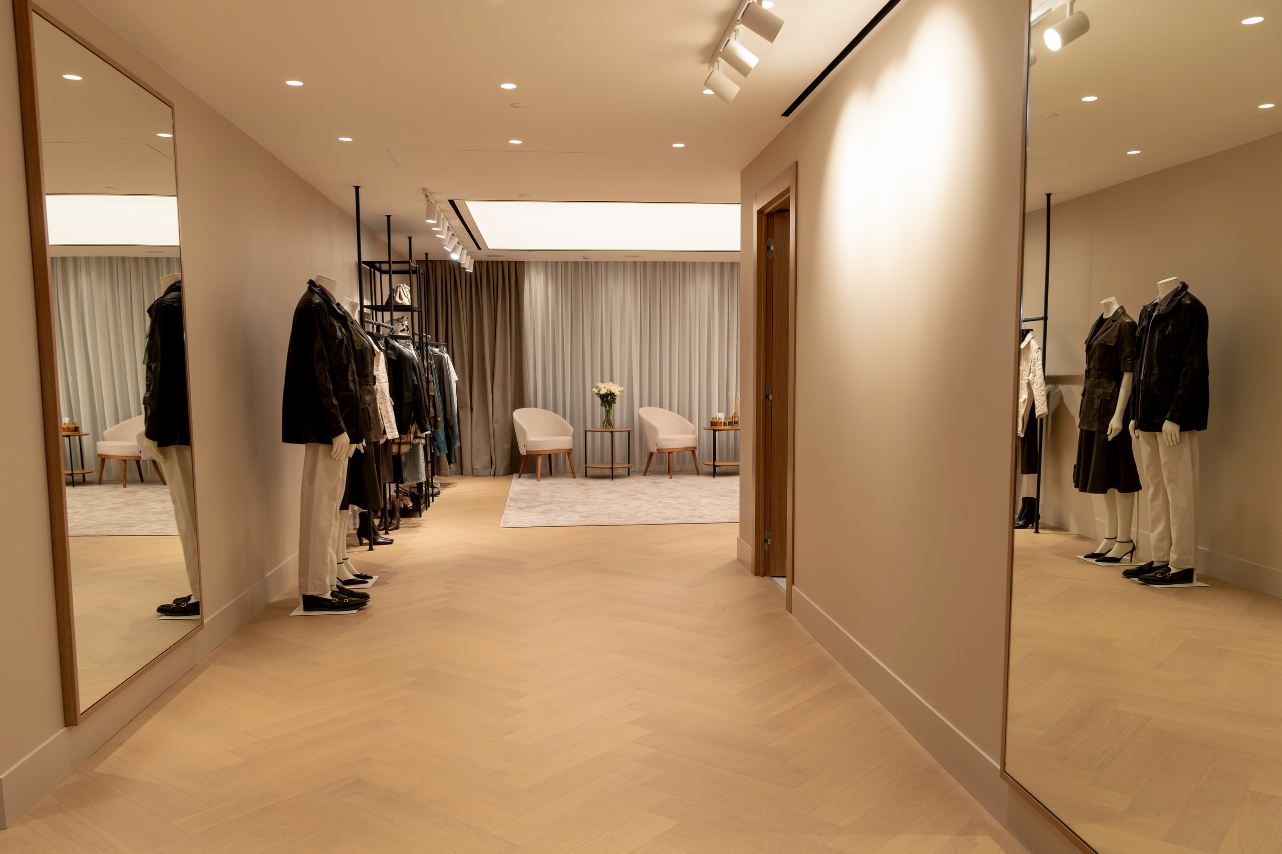 ЦУМ. Фотограф и видеограф в Тюмени Анна Жагорина, ваши фото еще не отдавали так быстро!