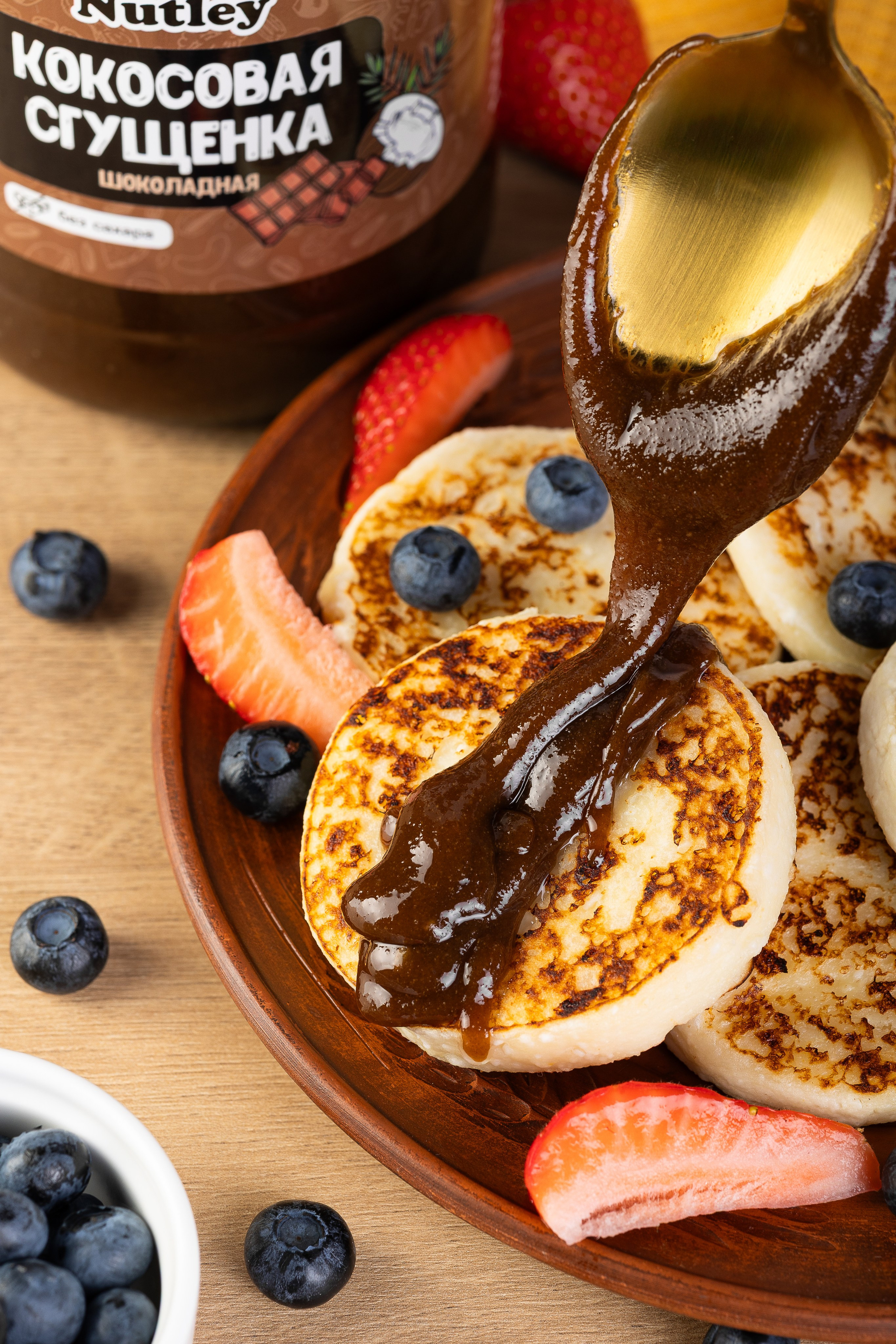 Съемка кокосовой сгущенки бренда WELLFOODS для маркетплейс. Предметный и фуд-фотограф Лариса Андреева г. Набережные Челны