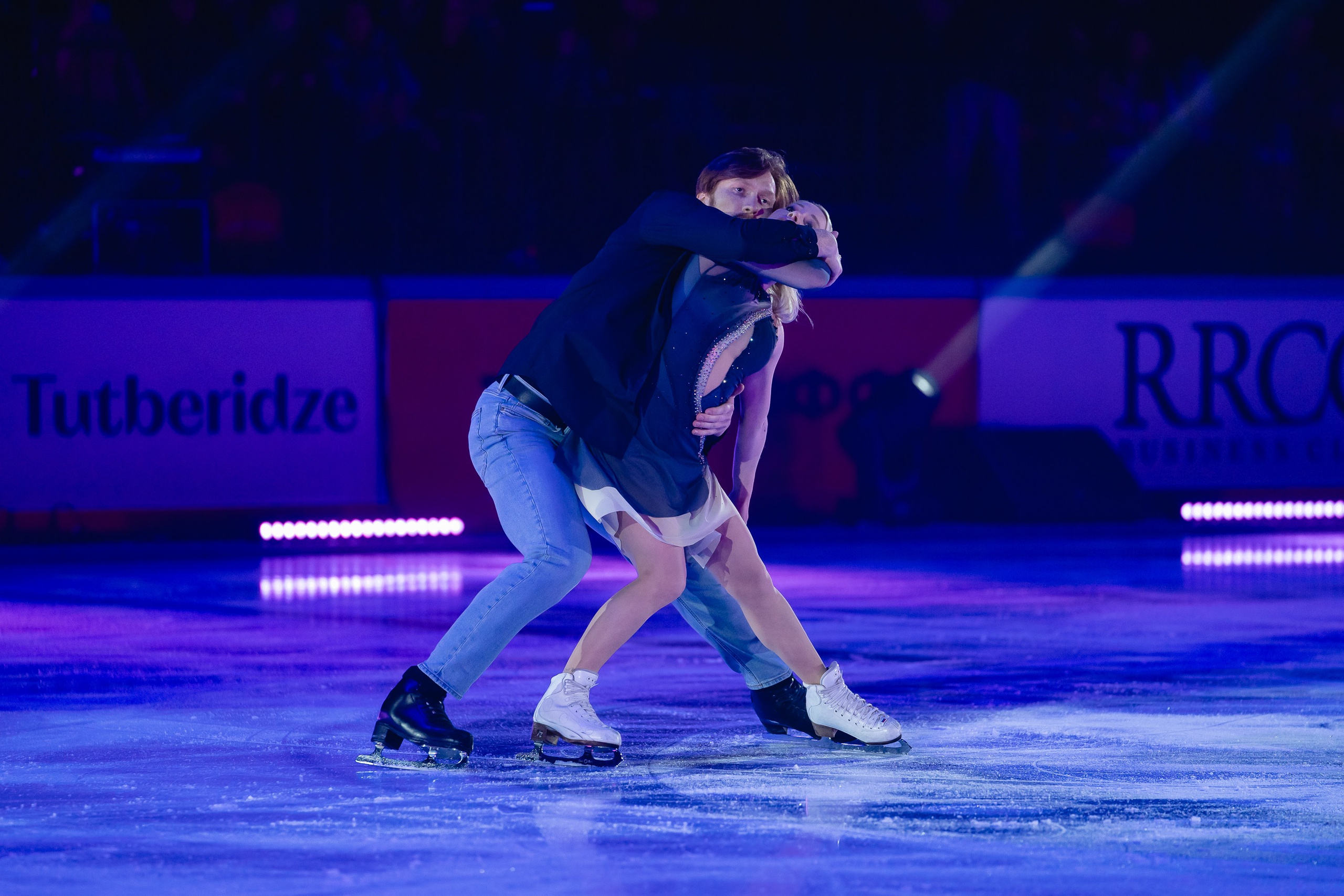 Шоу «Чемпионы на льду» в Новосибирске. Воробьева Ксения — Спортивный и танцевальный фотограф Новосибирск