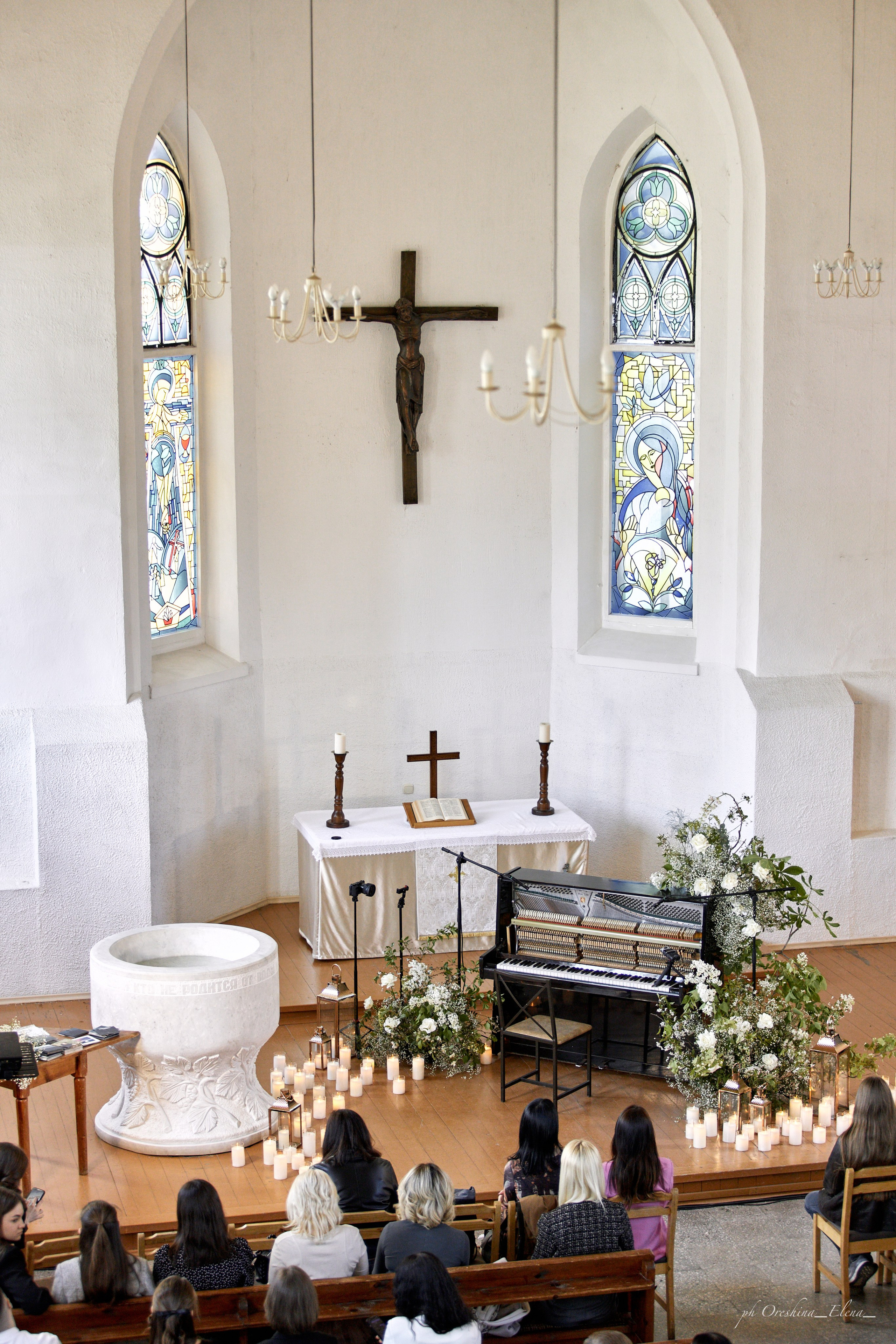 Концерт Дениса Стельмаха. Ульяновск, Евангелическо-Лютеранская церковь Св.Марии. Свадебный и семейный фотограф в Ульяновске Орешина Елена