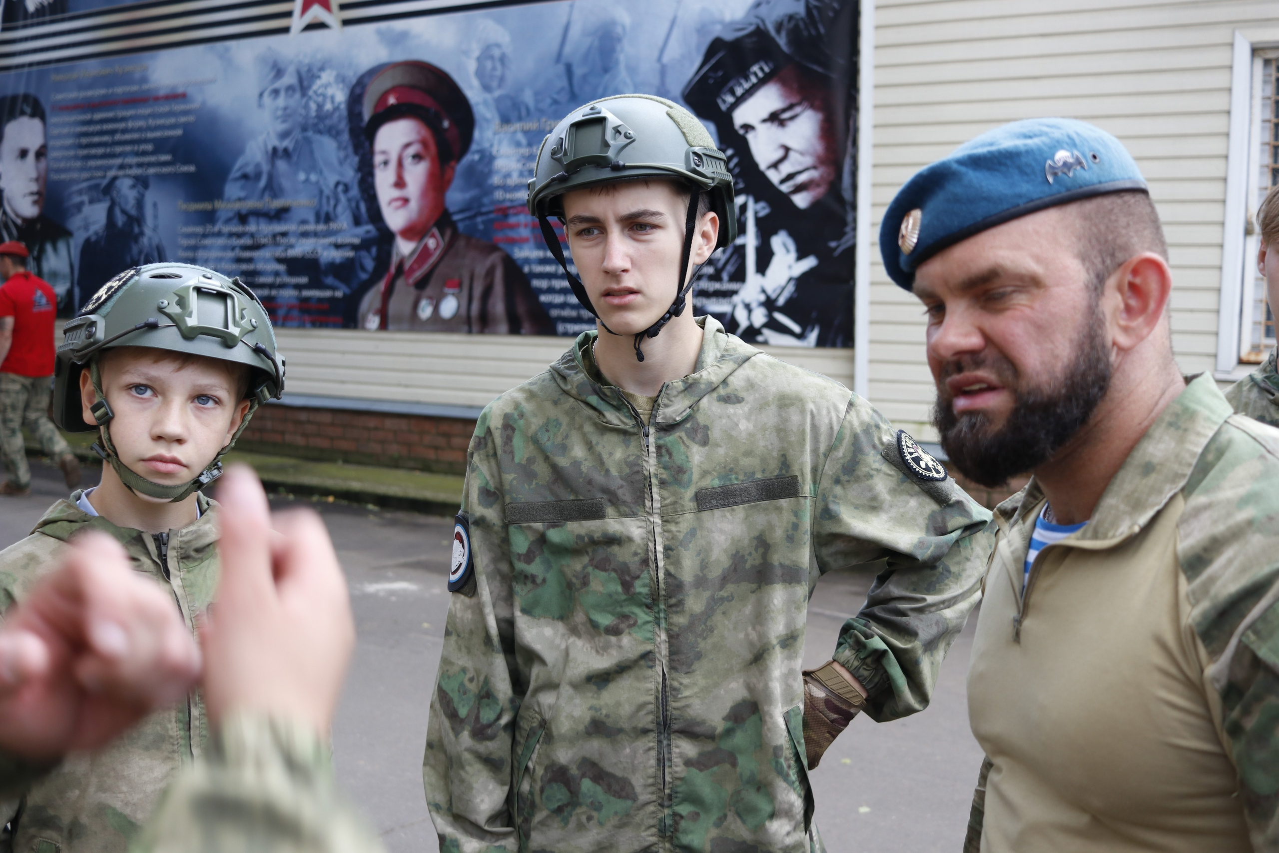 Финал триатлона Юный спецназовец — это захватывающие испытания, закалка характера и реальный шаг к командному лидерству для четвёрок сильных