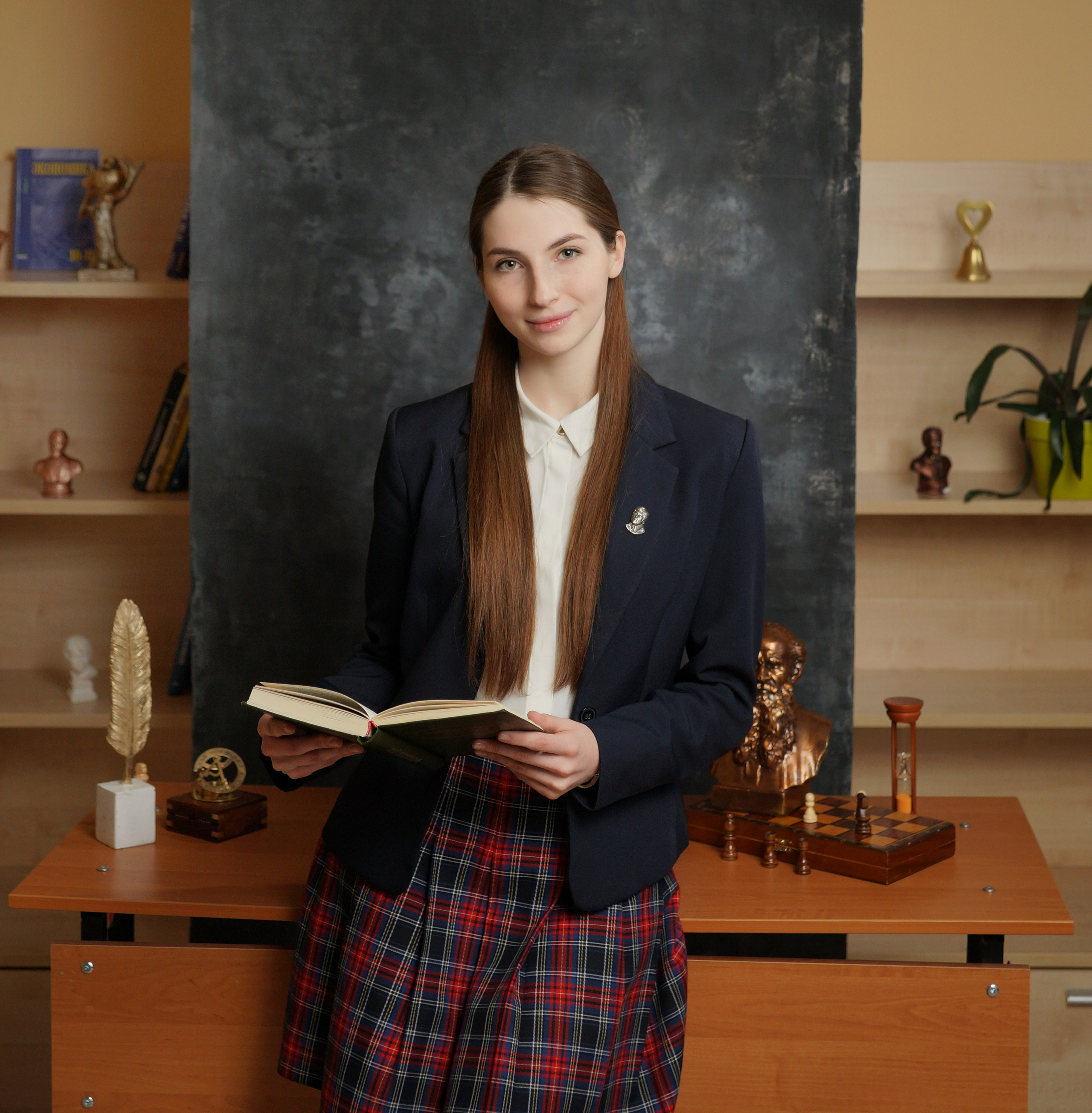 Стиль портрета в школе. GOTRA — выпускные альбомы в Тюмени