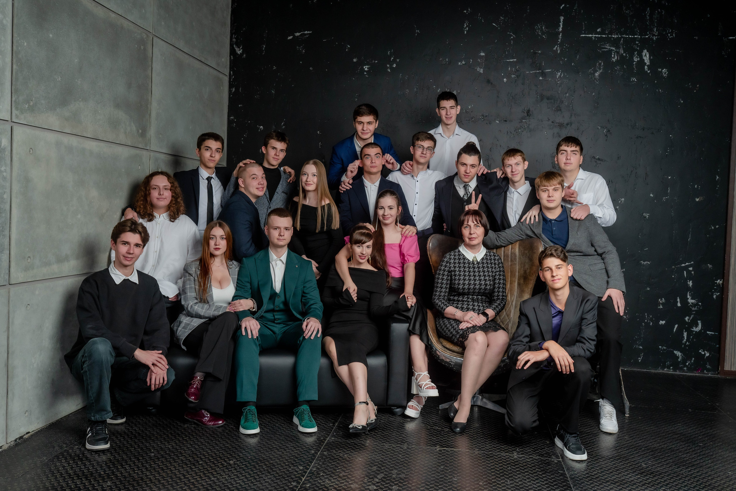 Выпускные (школьные) альбомы (книги) в Ростове-на-Дону. Современные Выпускные Альбомы в Ростове-на-Дону