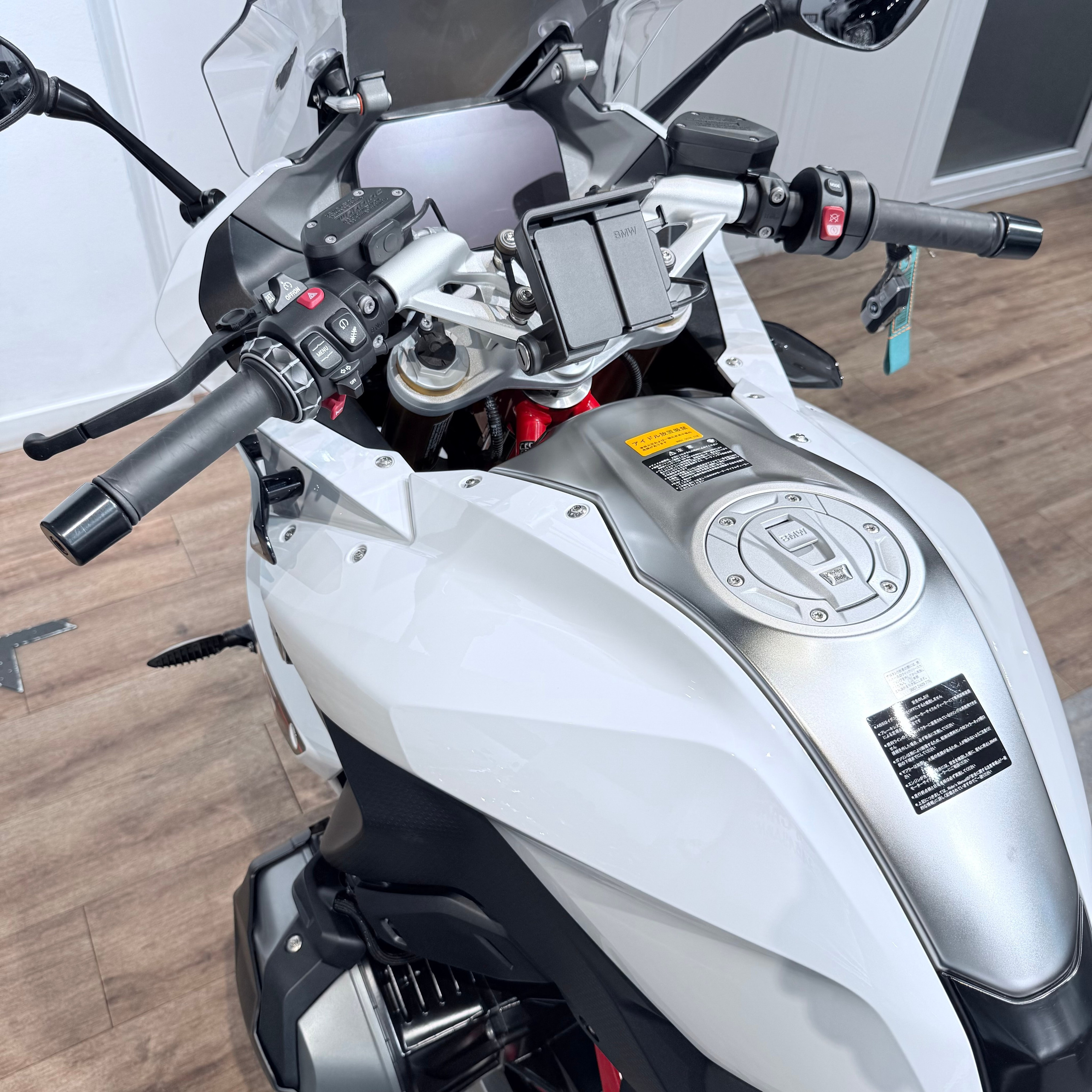 2022 ВМW R1250RS Sрort ABS Light White Red Frаmе. Hello Davidson, Москва. Только хорошие мотоциклы…
