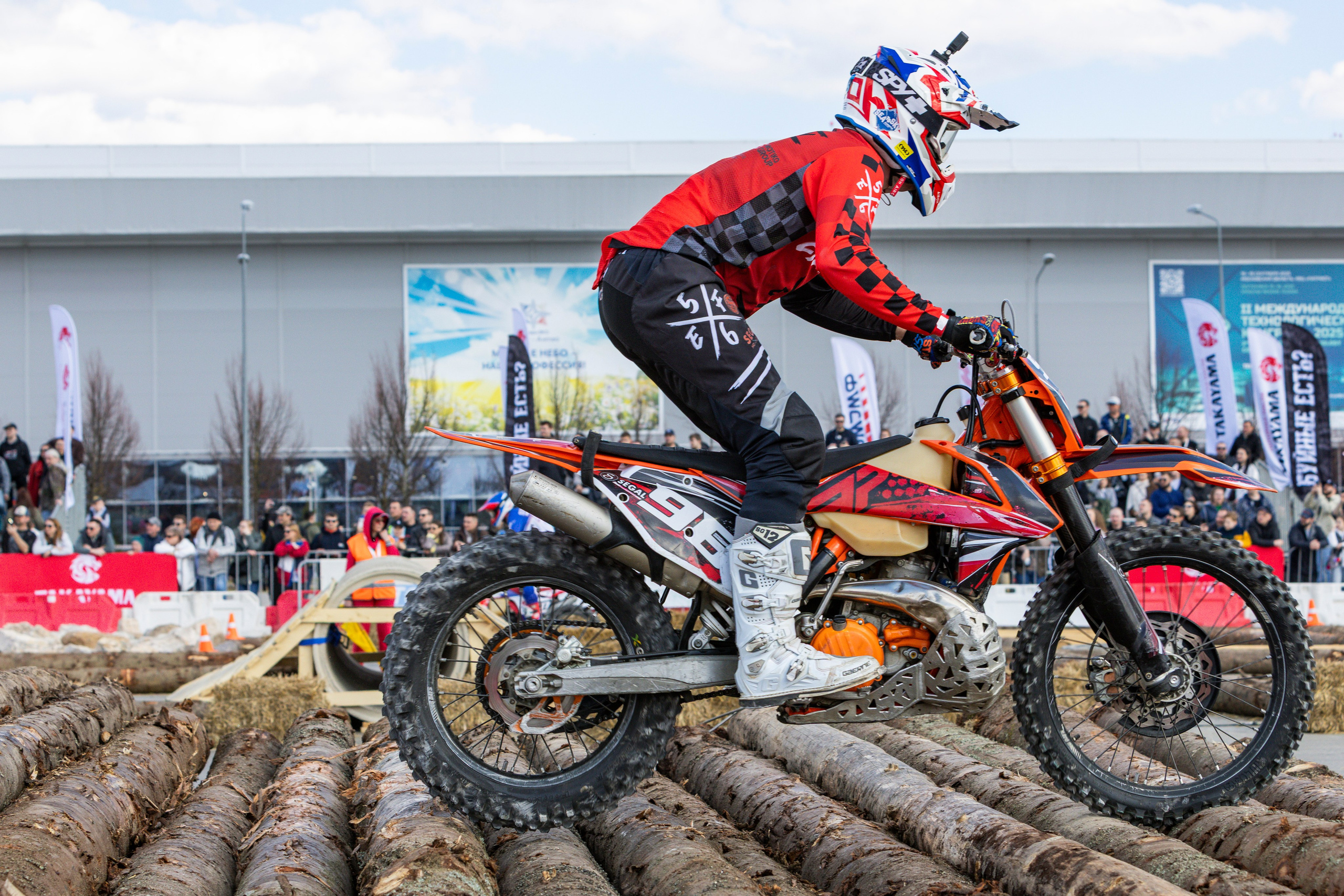 Мотовесна 2026. Фотограф Сергей Ловкий