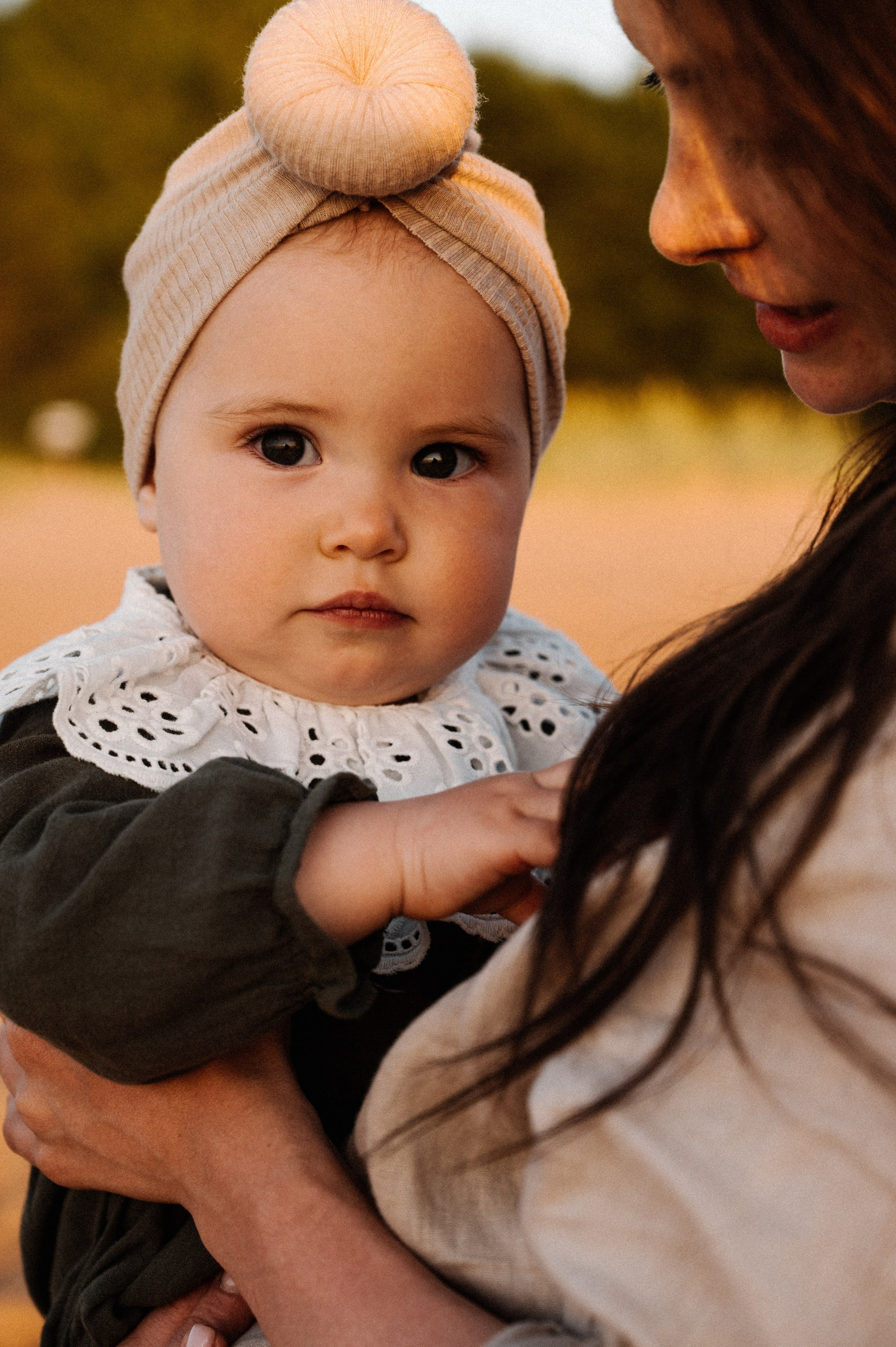 Фотопрогулка. Профессиональный фотограф беременности в СПБ. Стильные фотосессии беременности в стиле минимализм и классическая фотография