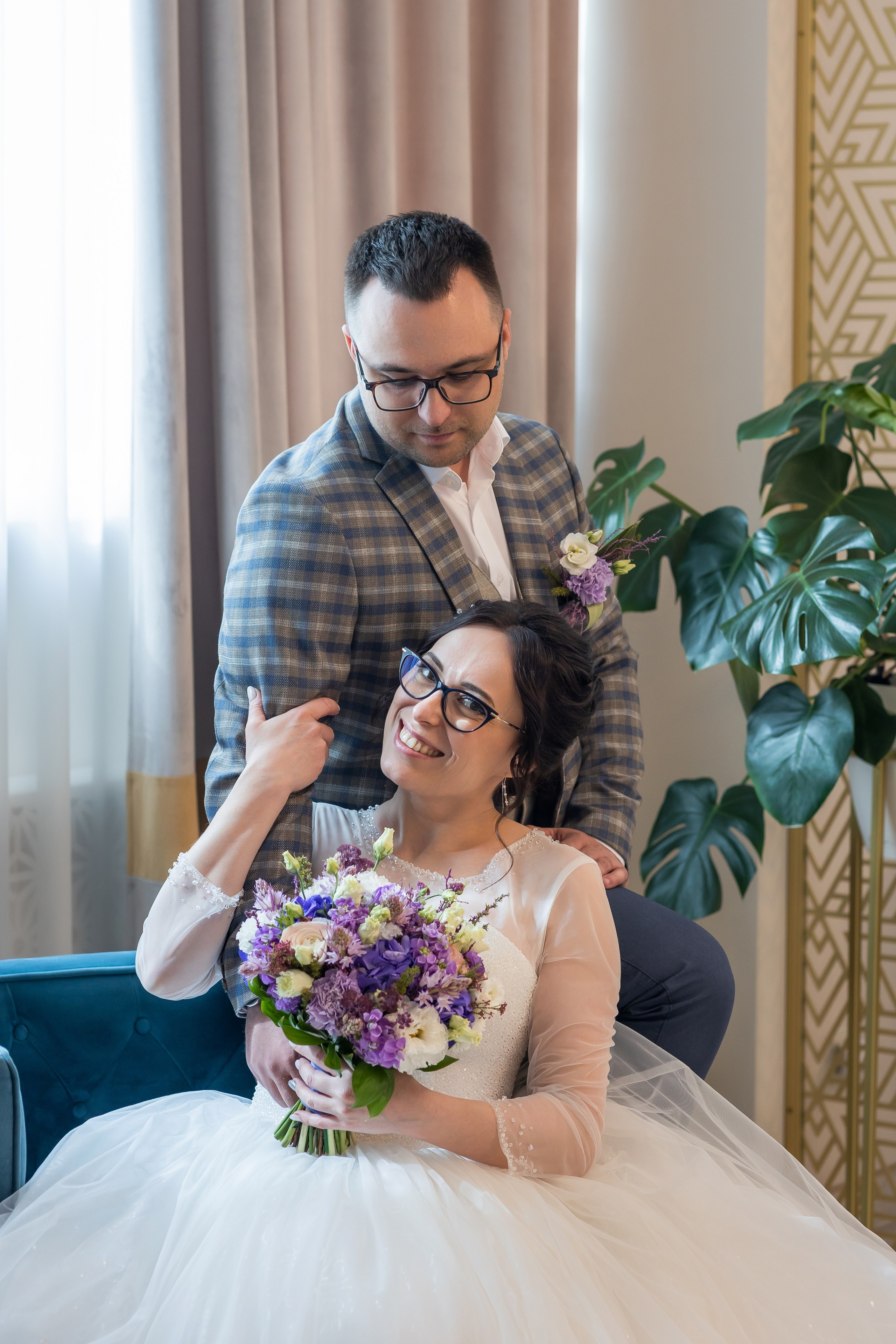 Миша и Маша. Весенняя свадьба 18.04.2023. Семейный фотограф в Москве Наталья Чуб, заказать Фотокнигу