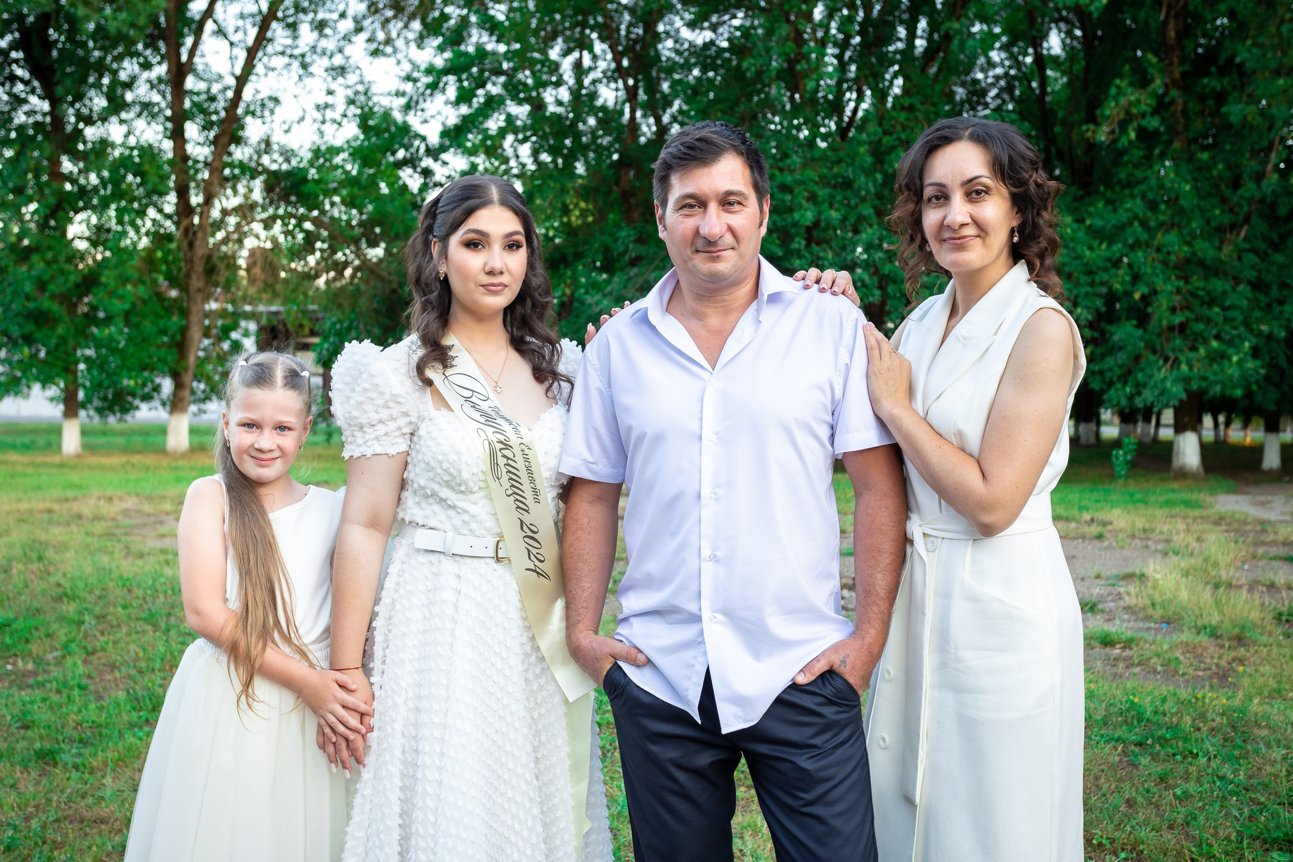 Вручение аттестата 2024 г. Выпускные альбомы Майкоп, Краснодар Елена Золотарева